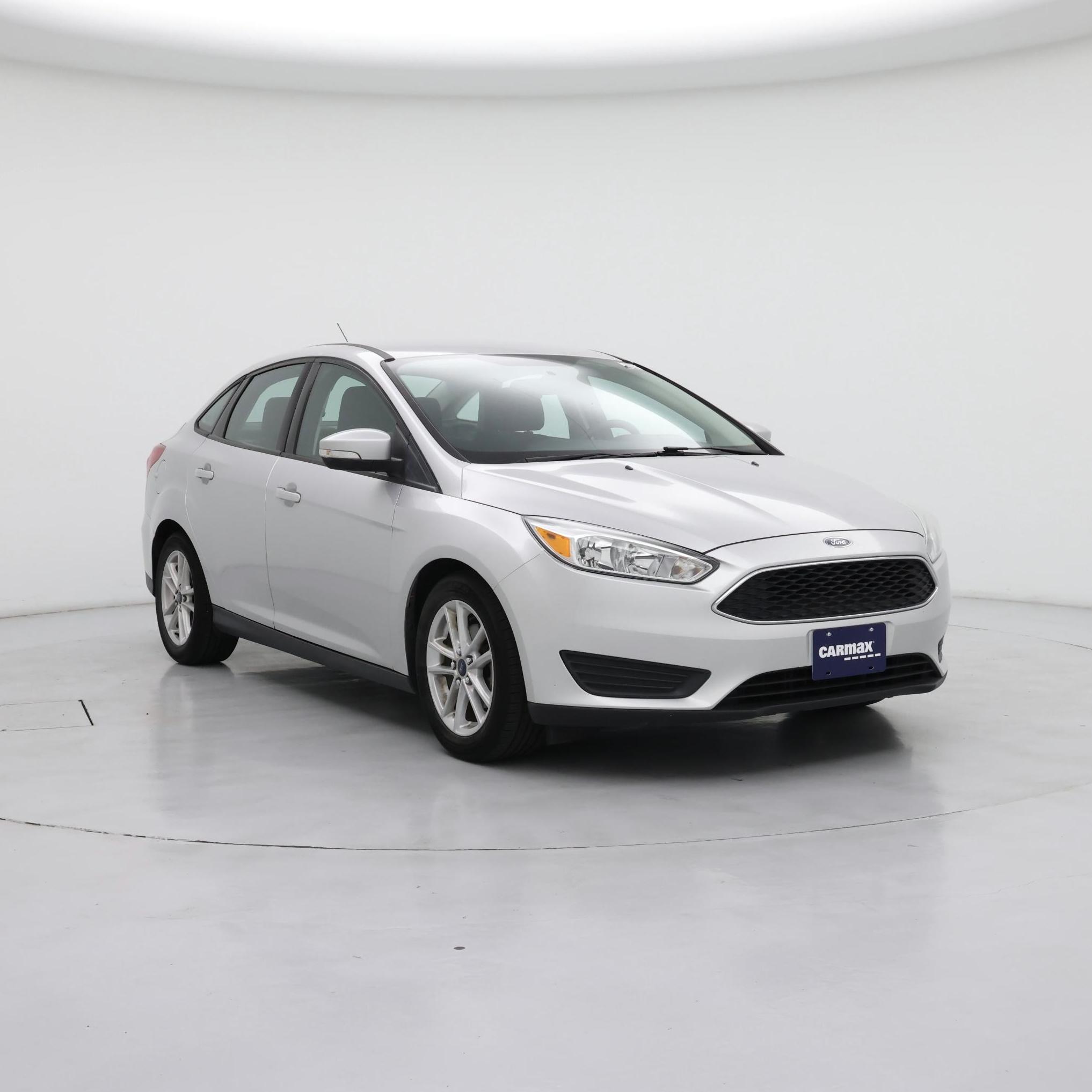 Silver 2015 Ford Focus Sedan Front-Wheel Drive Automatic