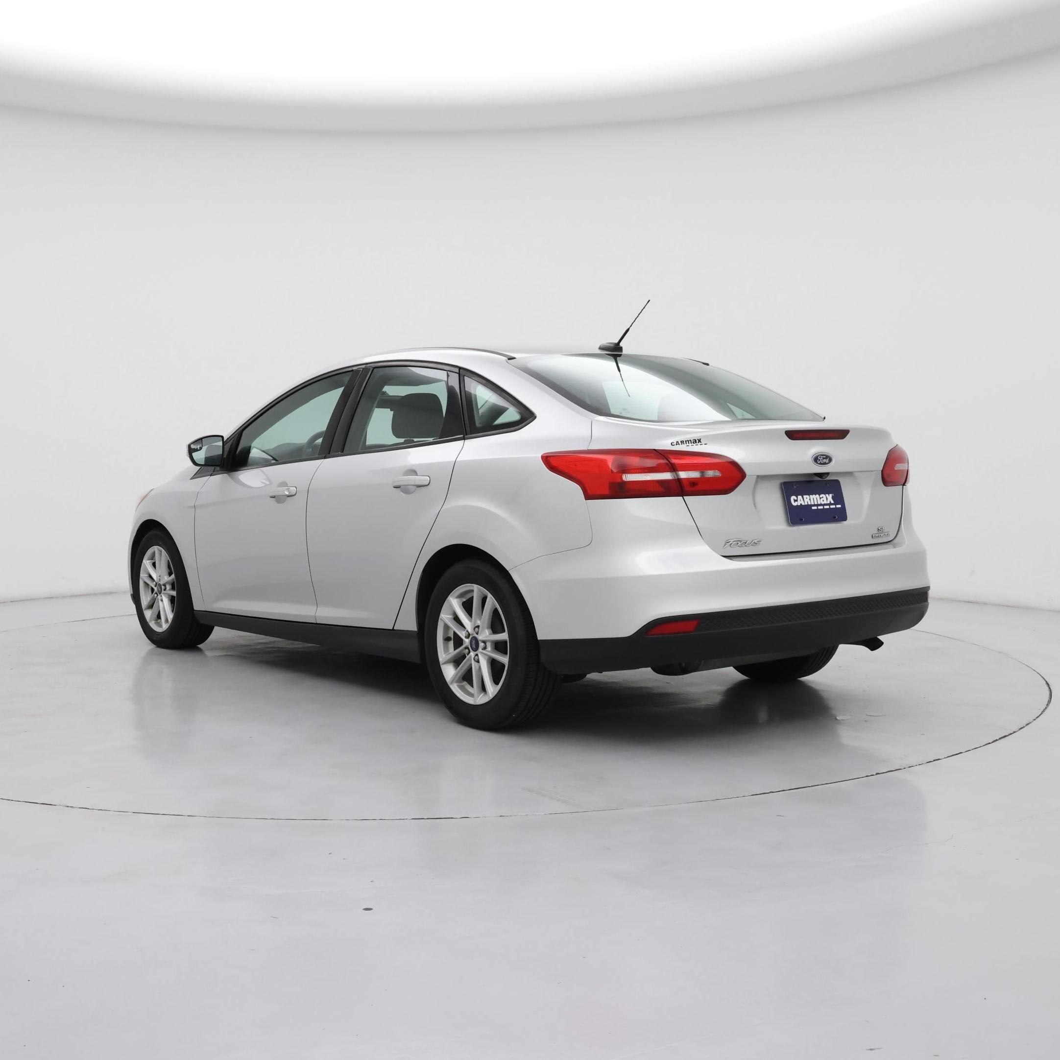 Thumbnail: 2015 Ford Focus - 2
