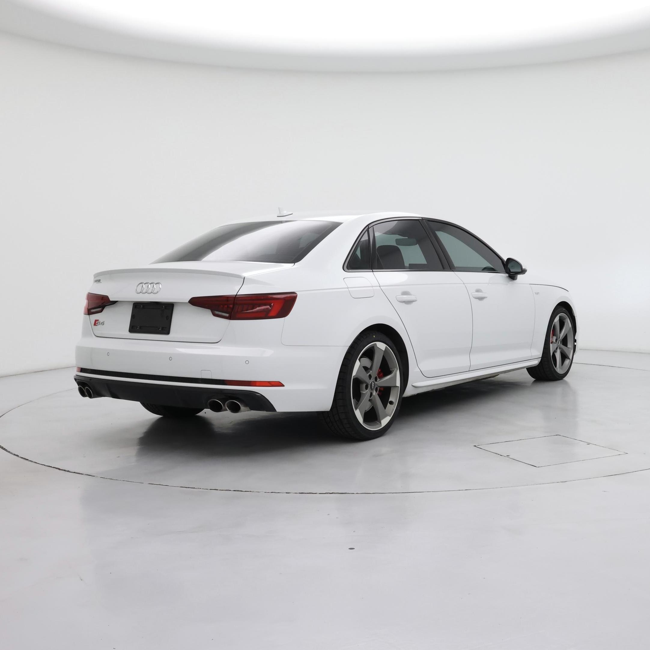 Thumbnail: 2018 Audi S4 - 8