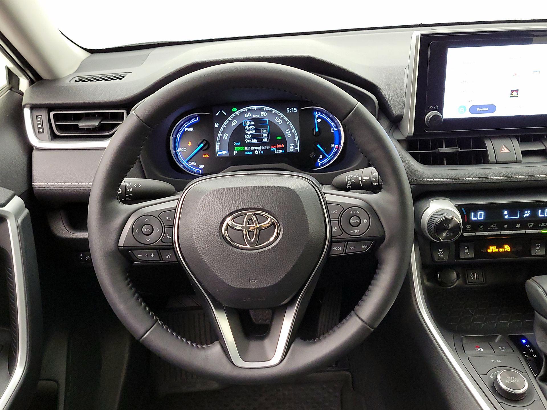 Thumbnail: 2025 Toyota RAV4 - 10