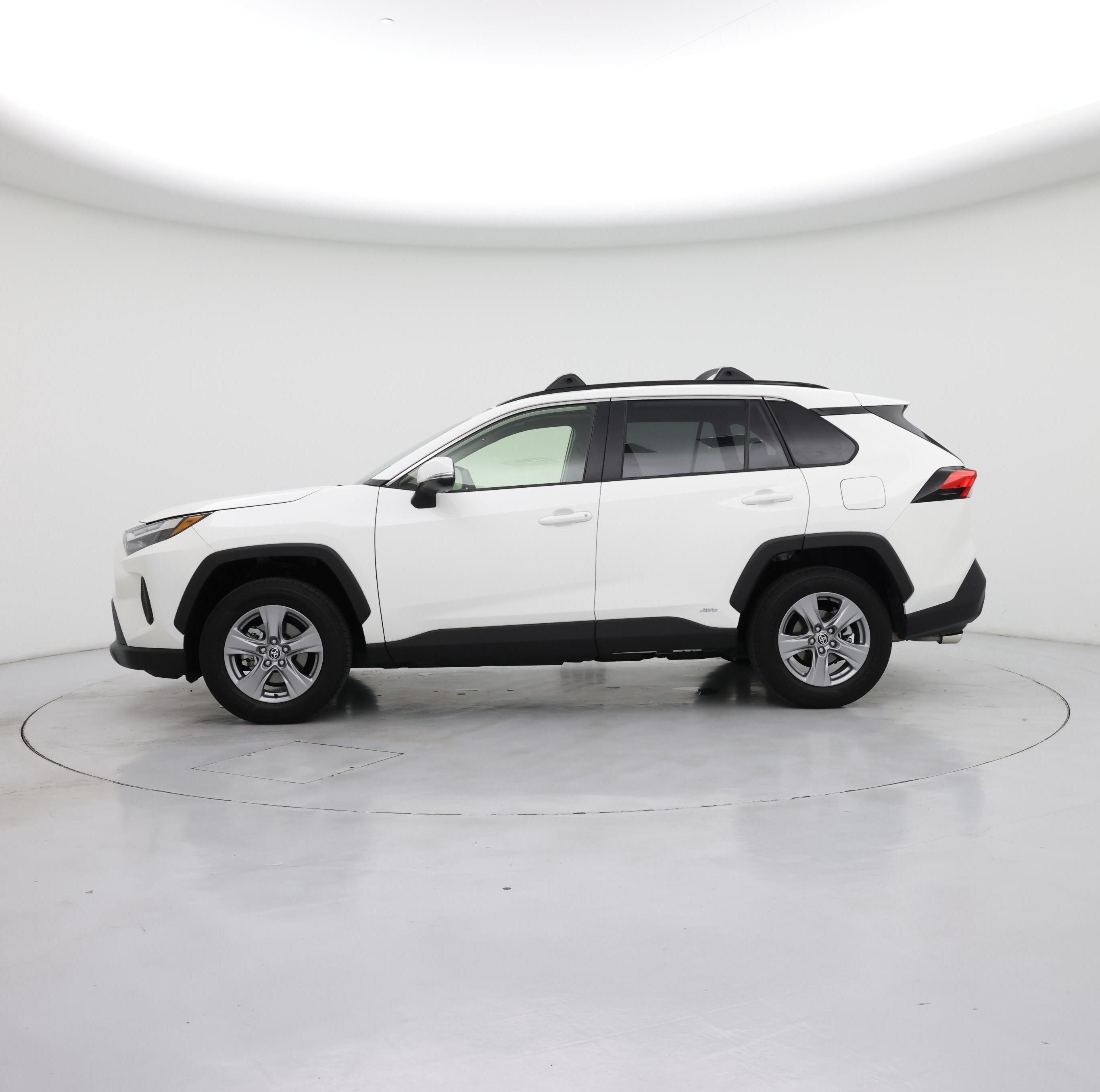 Thumbnail: 2025 Toyota RAV4 - 3