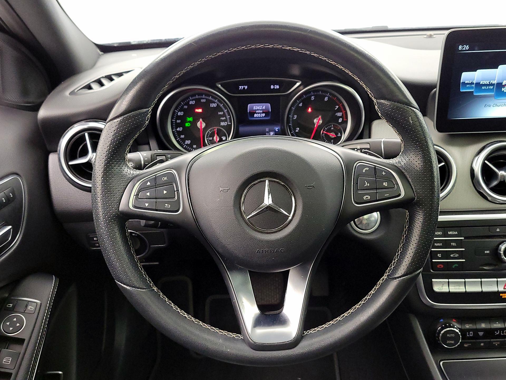 Thumbnail: 2018 Mercedes-Benz GLA - 10