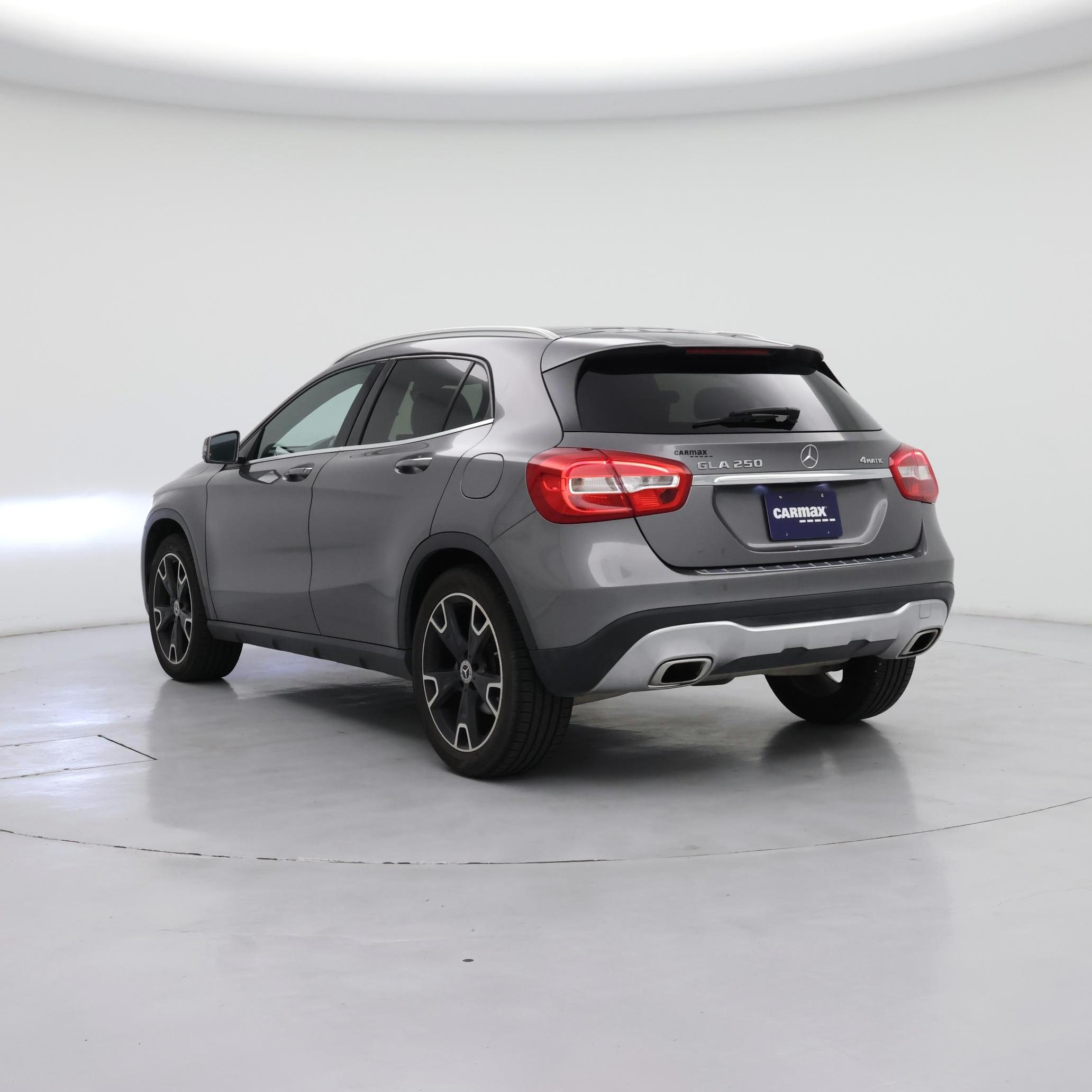 Thumbnail: 2018 Mercedes-Benz GLA - 2