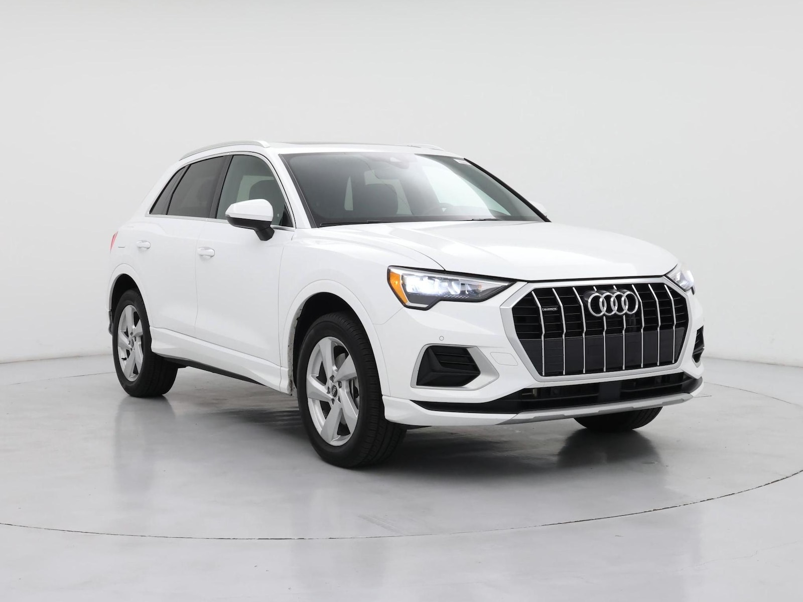 2022 Audi Q3 Premium - Photo 2