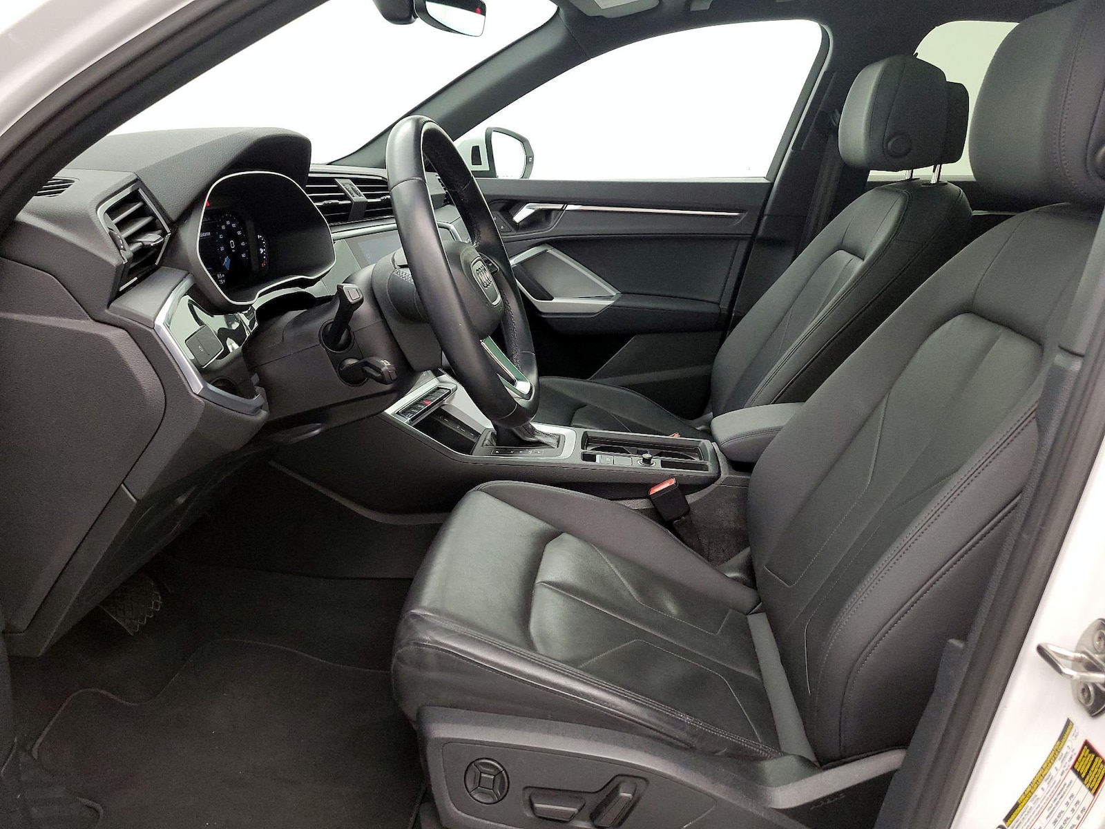 2022 Audi Q3 Premium - Photo 12