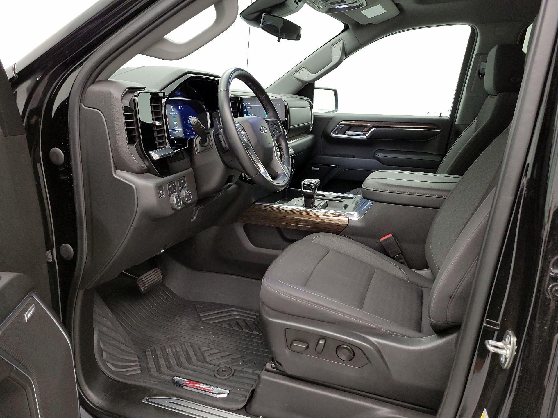 Thumbnail: 2023 Chevrolet Silverado 1500 - 11