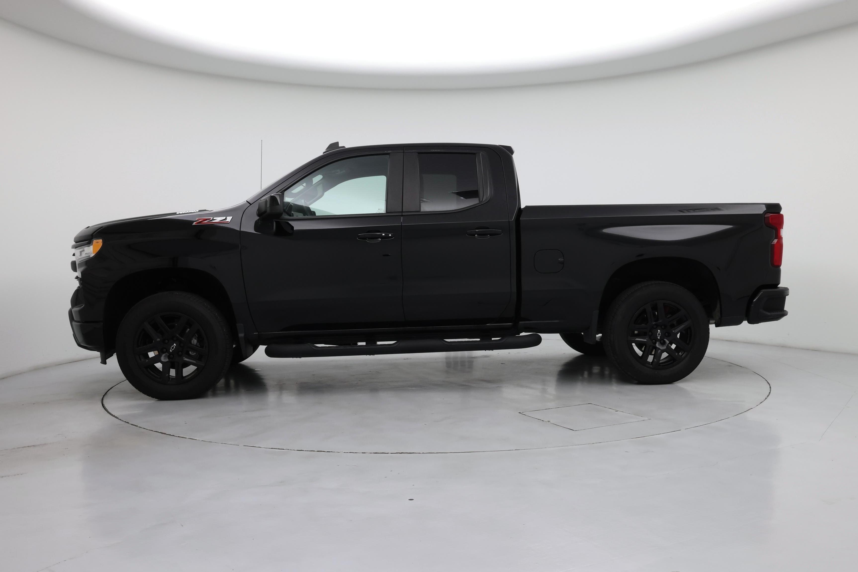 Thumbnail: 2023 Chevrolet Silverado 1500 - 3