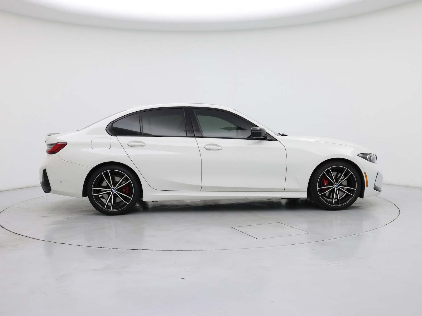 2023 BMW 3 Series 330i - Photo 8