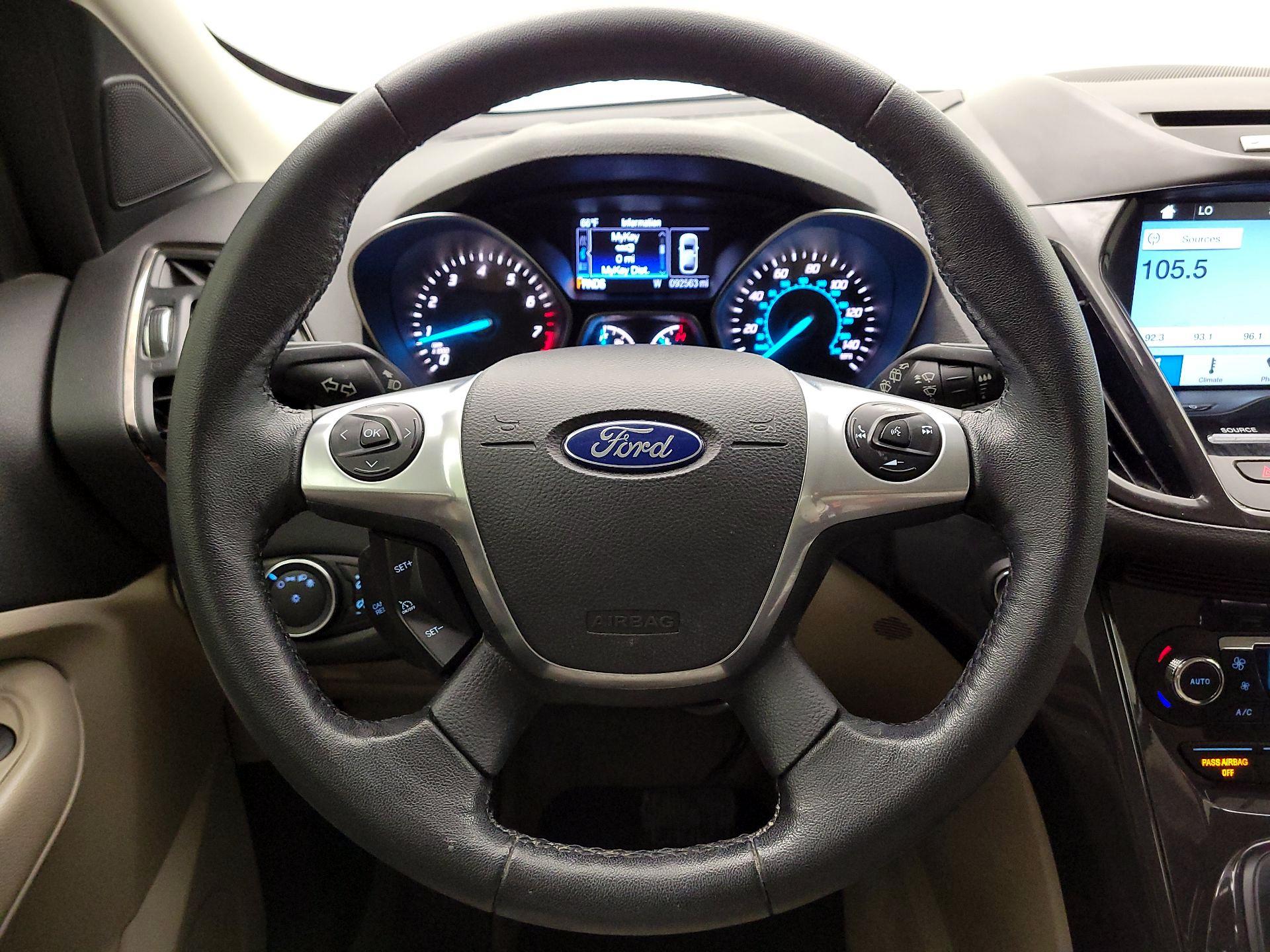 Thumbnail: 2016 Ford Escape - 10