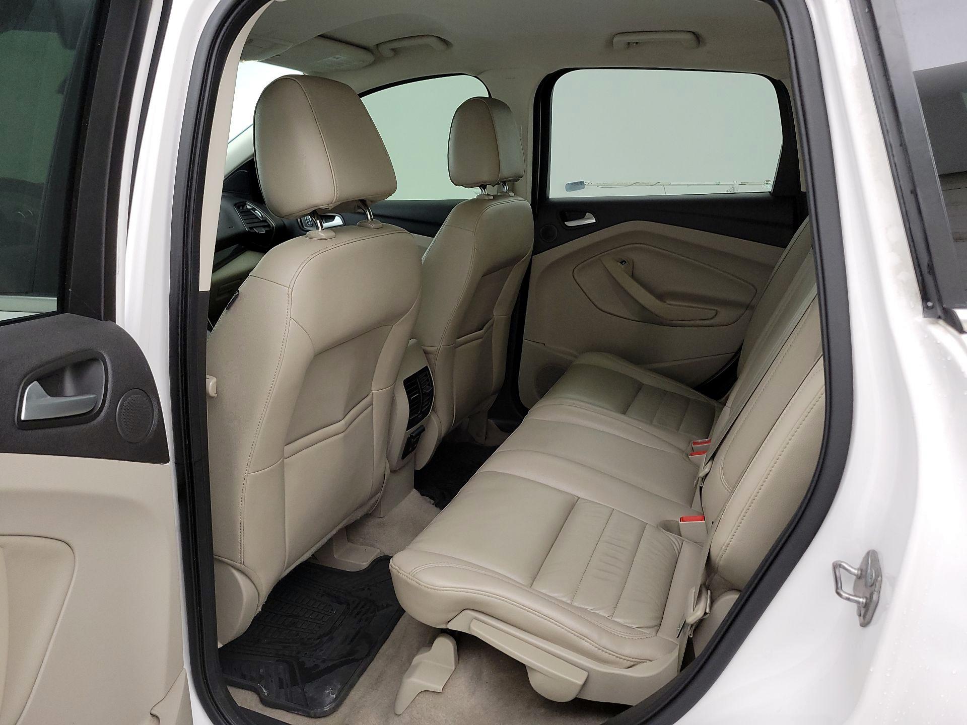 Thumbnail: 2016 Ford Escape - 19