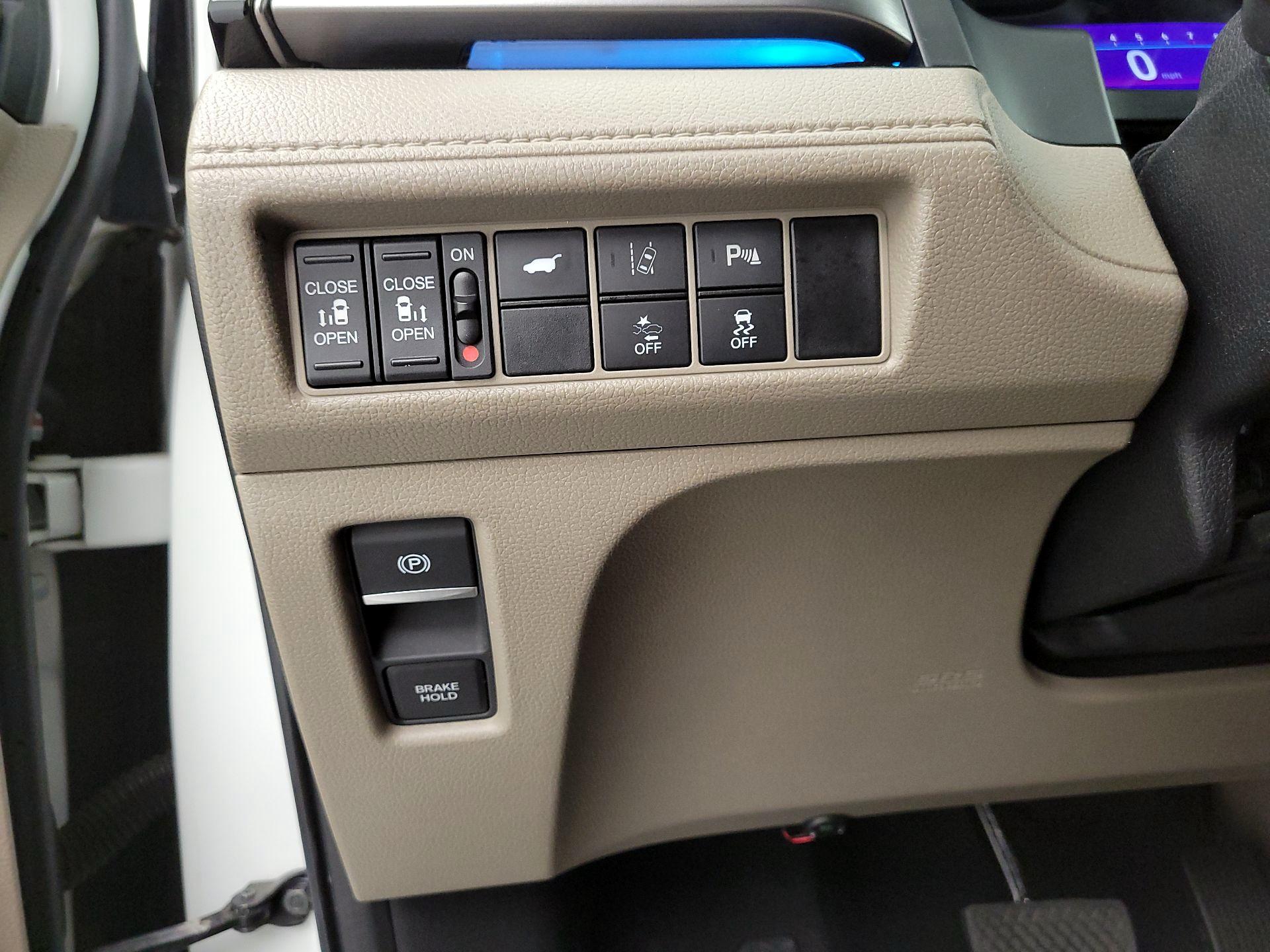 Thumbnail: 2020 Honda Odyssey - 13