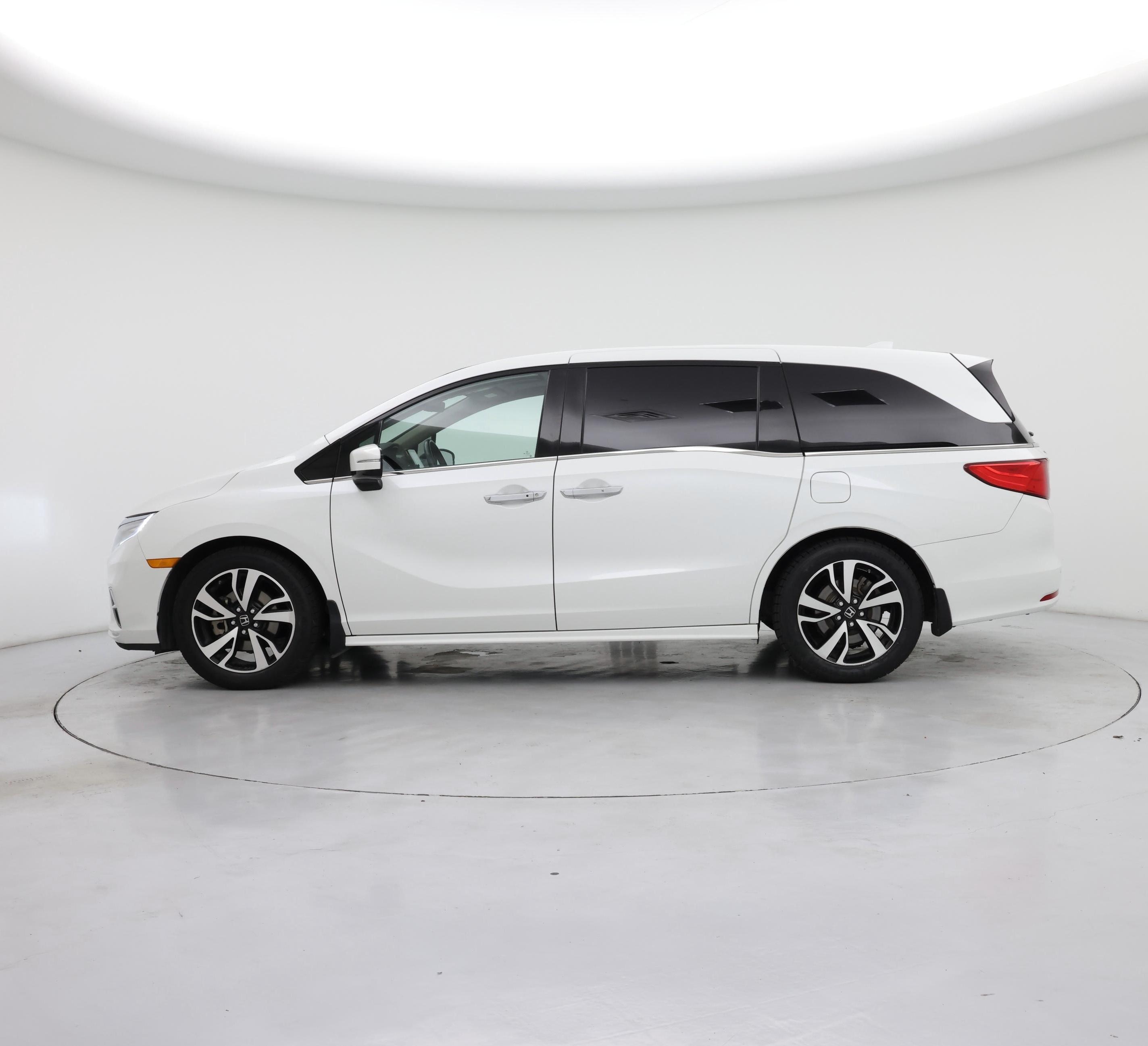 Thumbnail: 2020 Honda Odyssey - 3