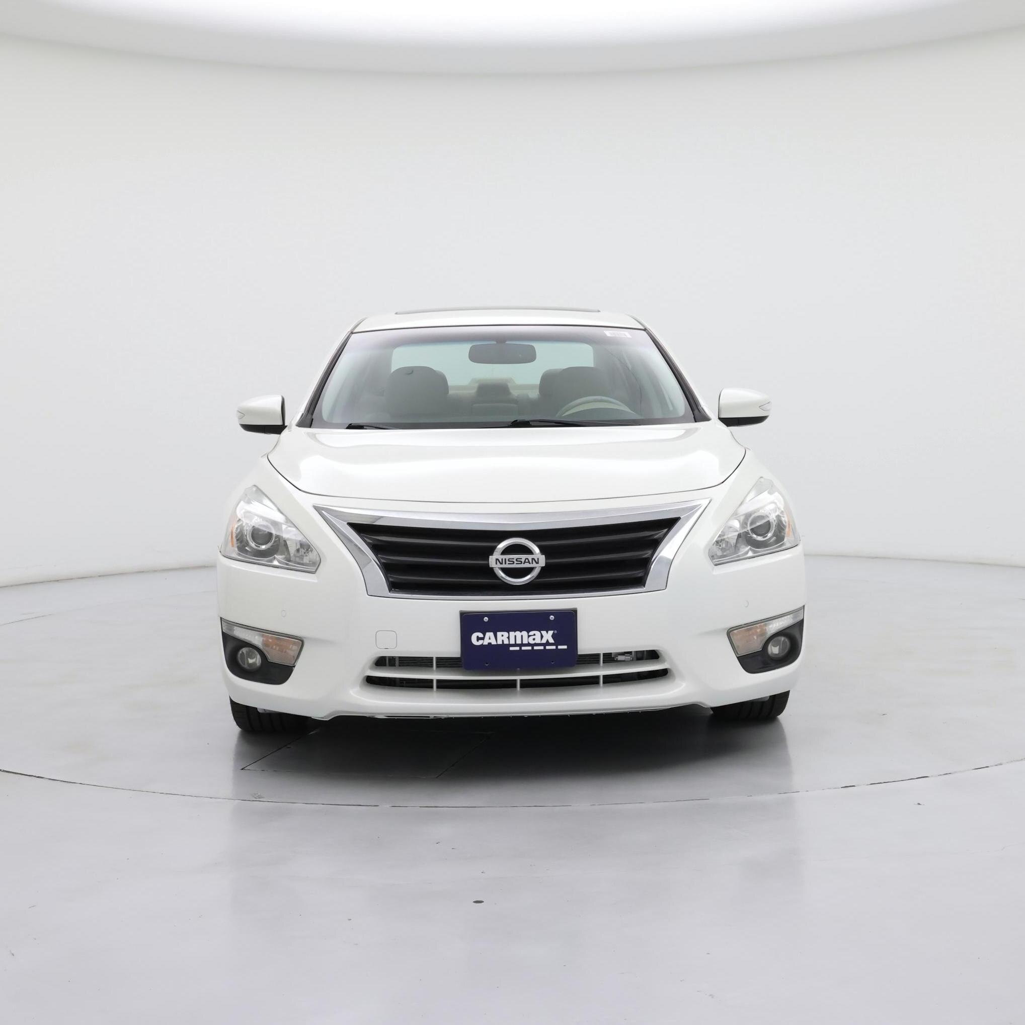 Thumbnail: 2015 Nissan Altima - 5