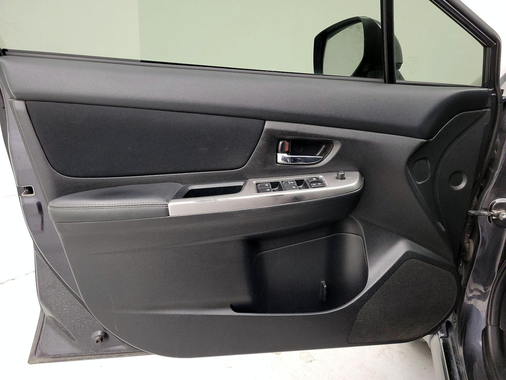 Thumbnail: 2015 Subaru XV Crosstrek - 12