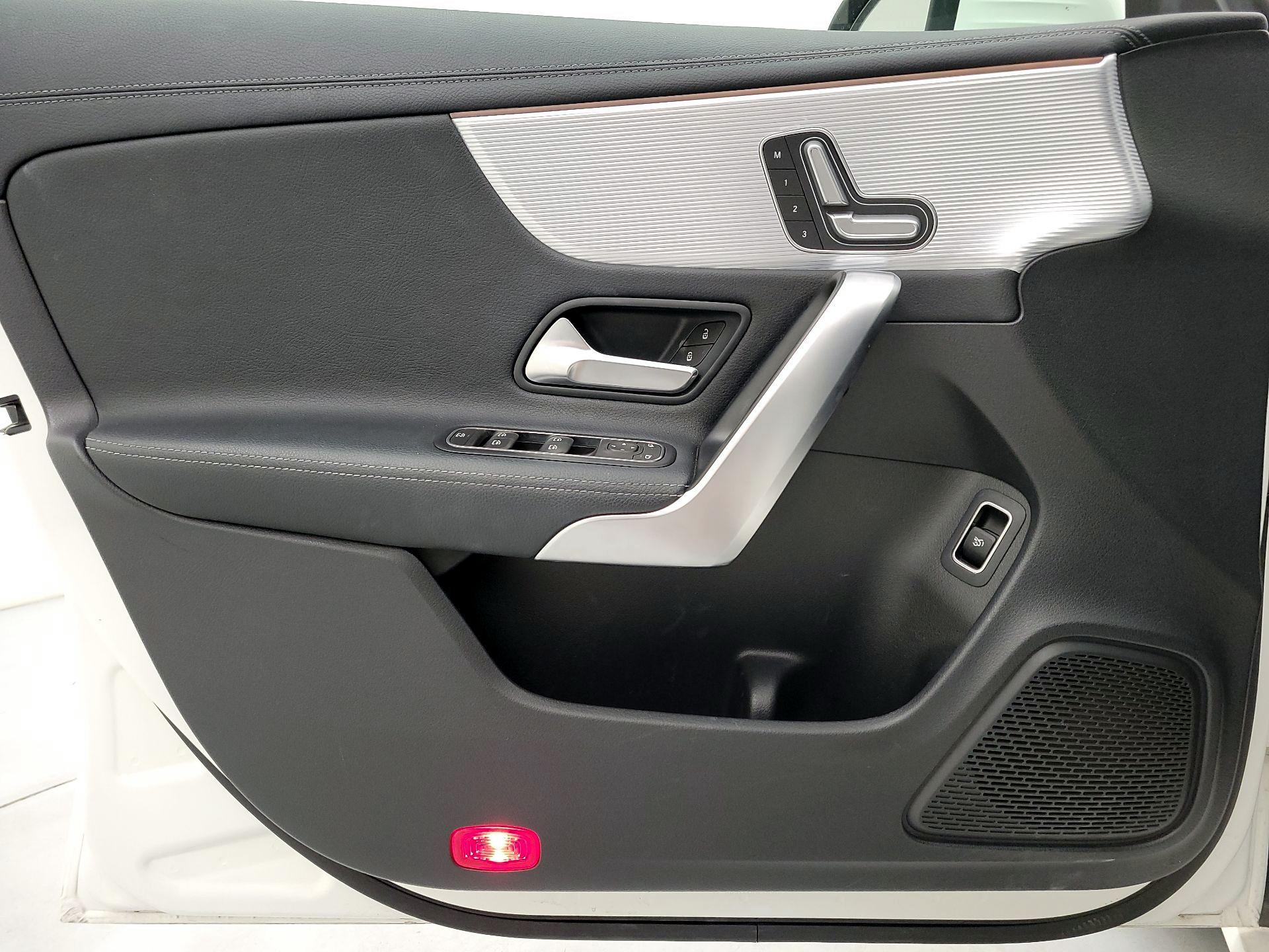 Thumbnail: 2020 Mercedes-Benz CLA - 12