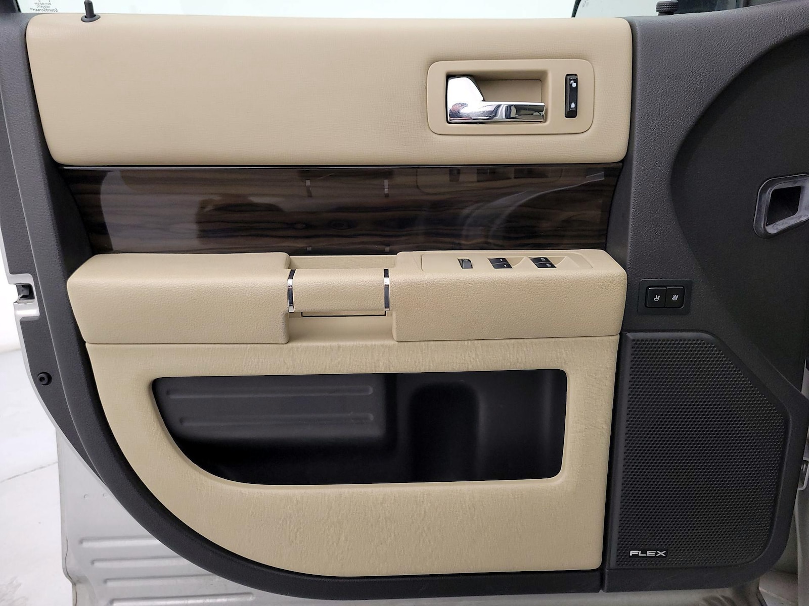 2019 Ford Flex SEL - Photo 13