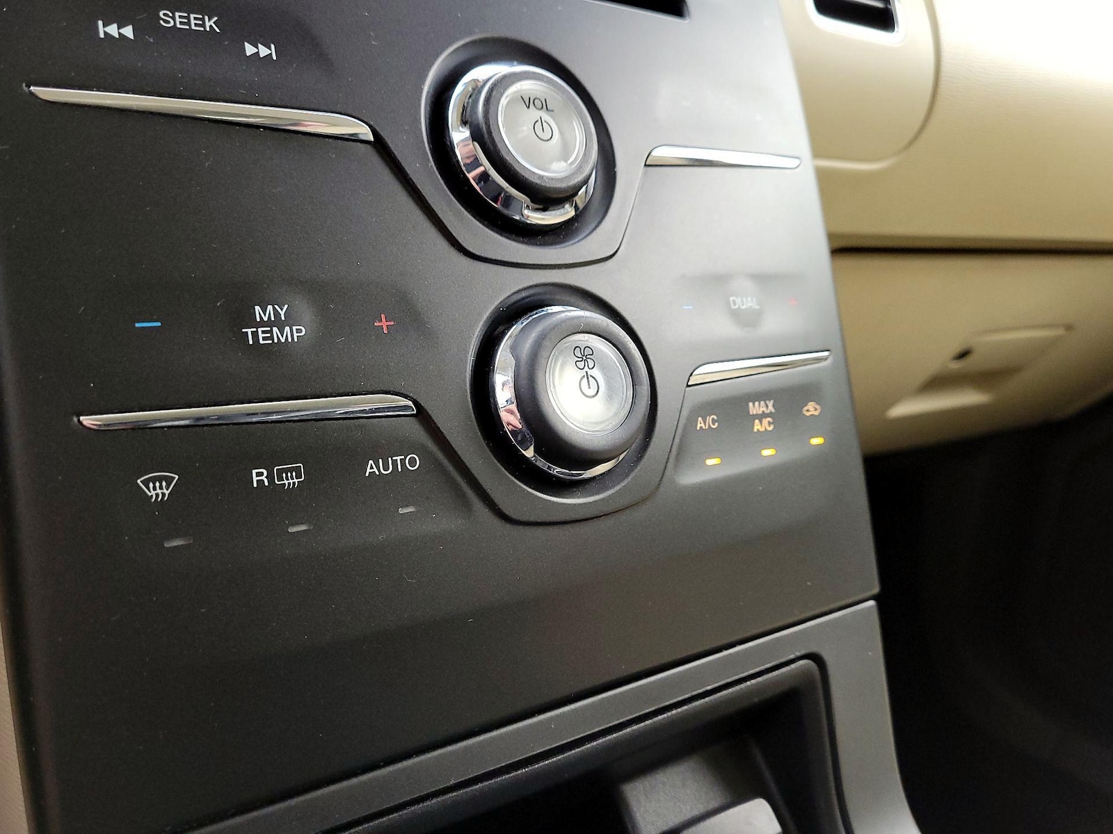 2019 Ford Flex SEL - Photo 18