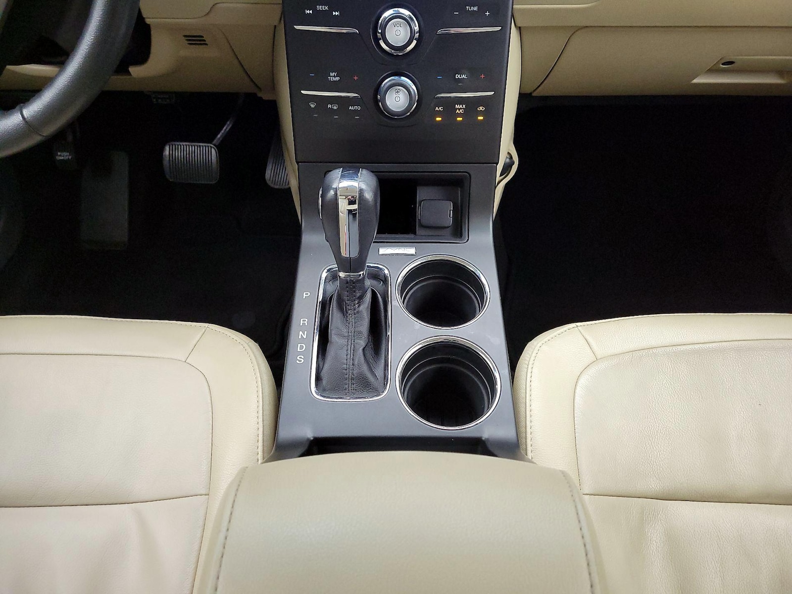 2019 Ford Flex SEL - Photo 19