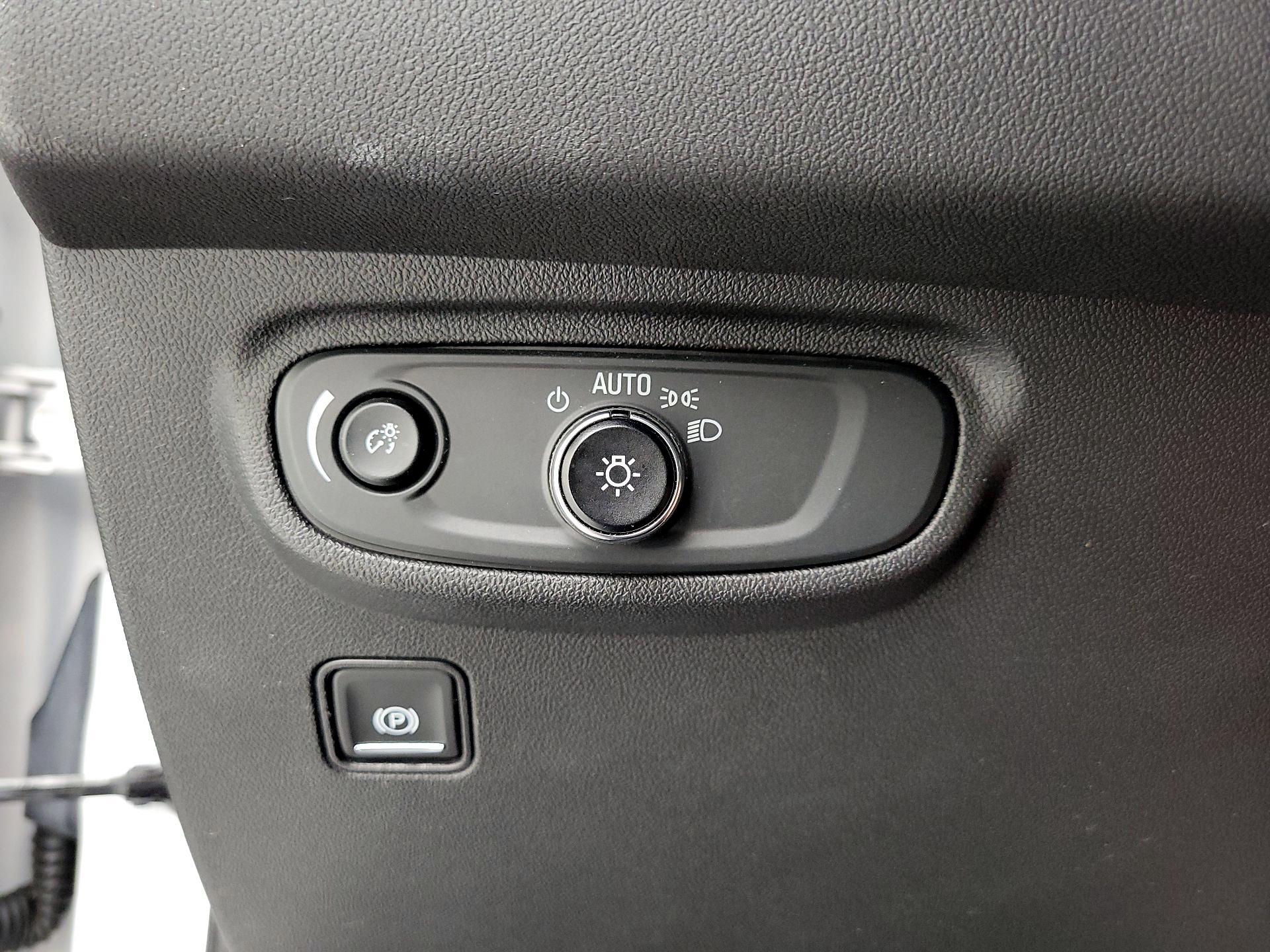 Thumbnail: 2020 GMC Terrain - 13
