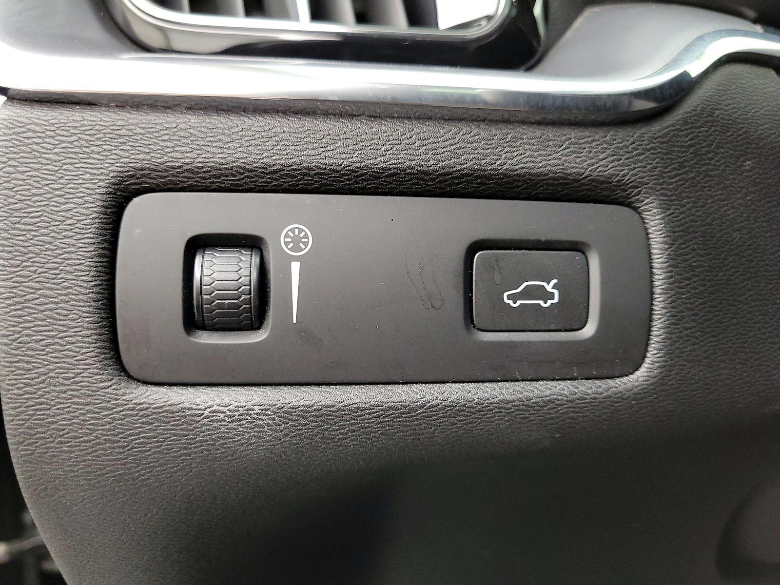2020 Volvo XC60 Momentum - Photo 14