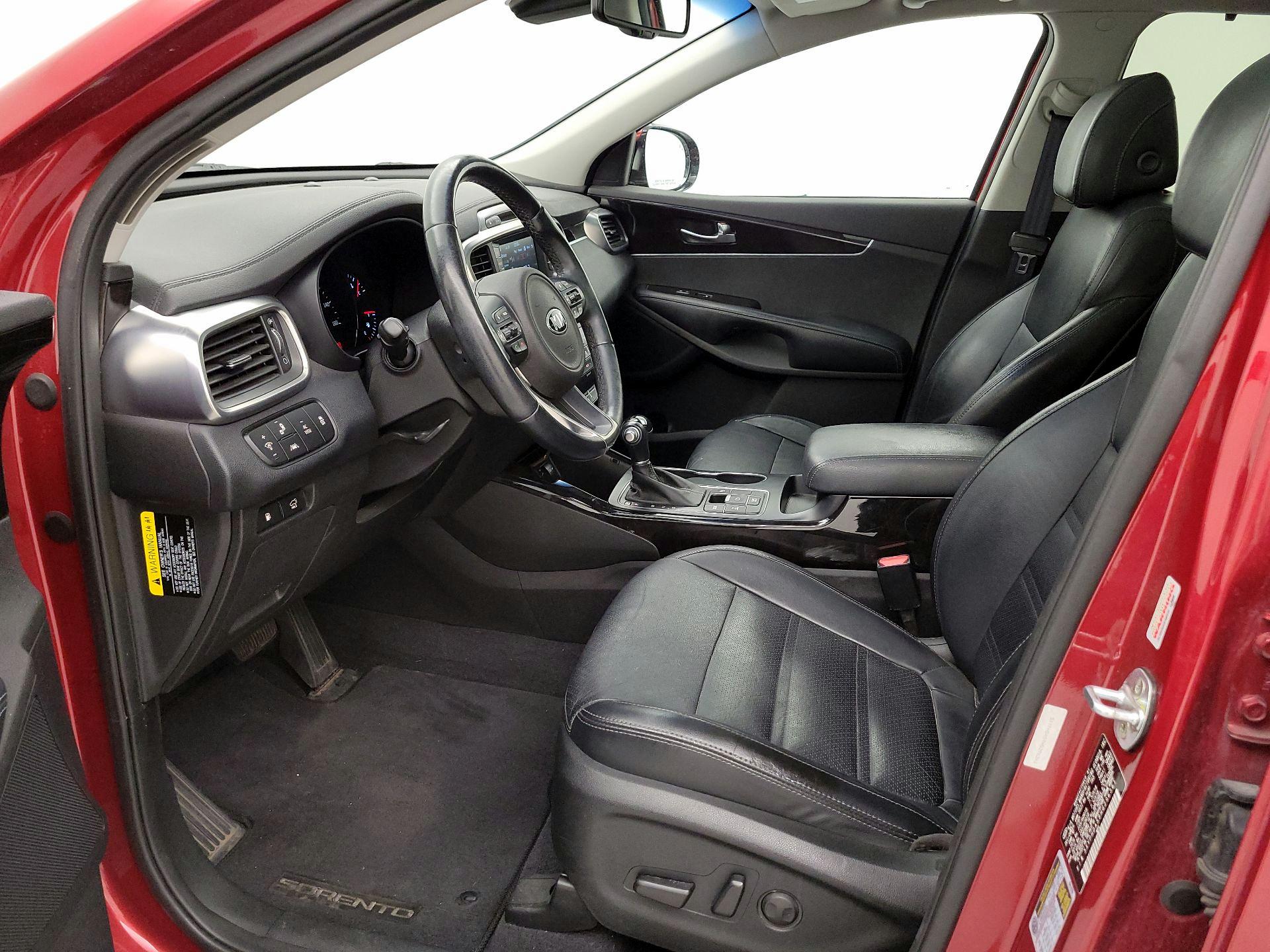 Thumbnail: 2017 Kia Sorento - 11