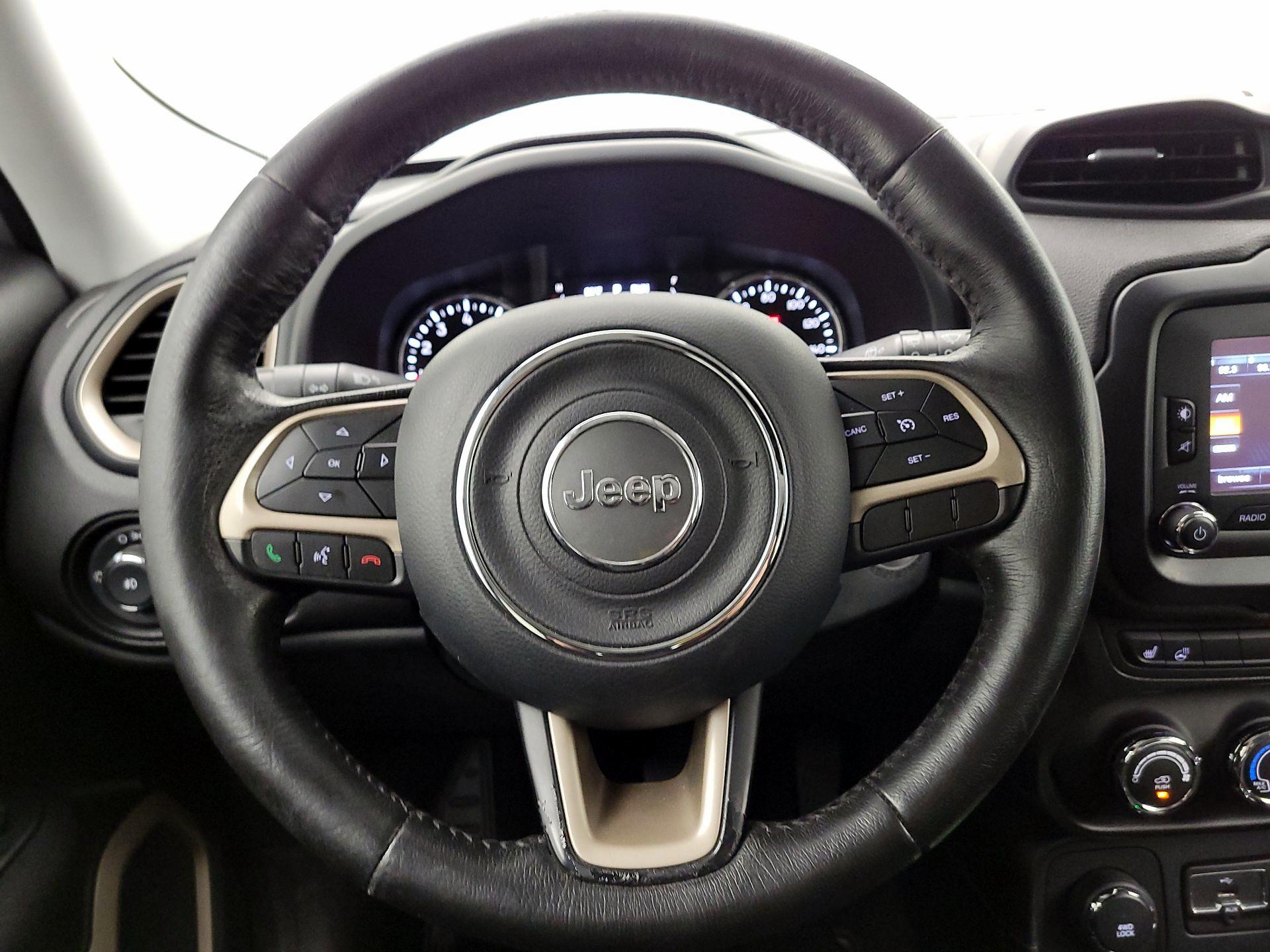 Thumbnail: 2015 Jeep Renegade - 10