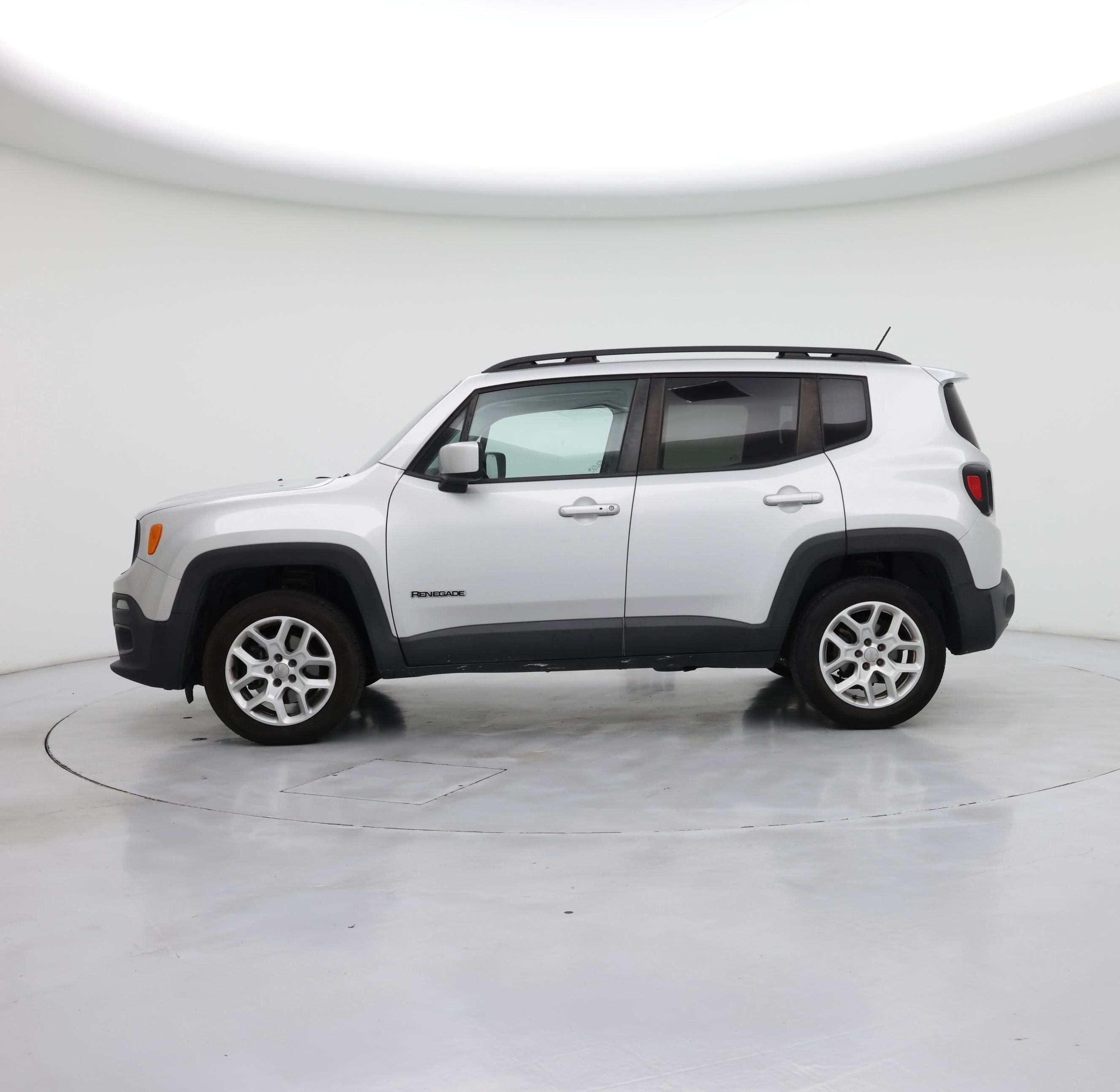 Thumbnail: 2015 Jeep Renegade - 3