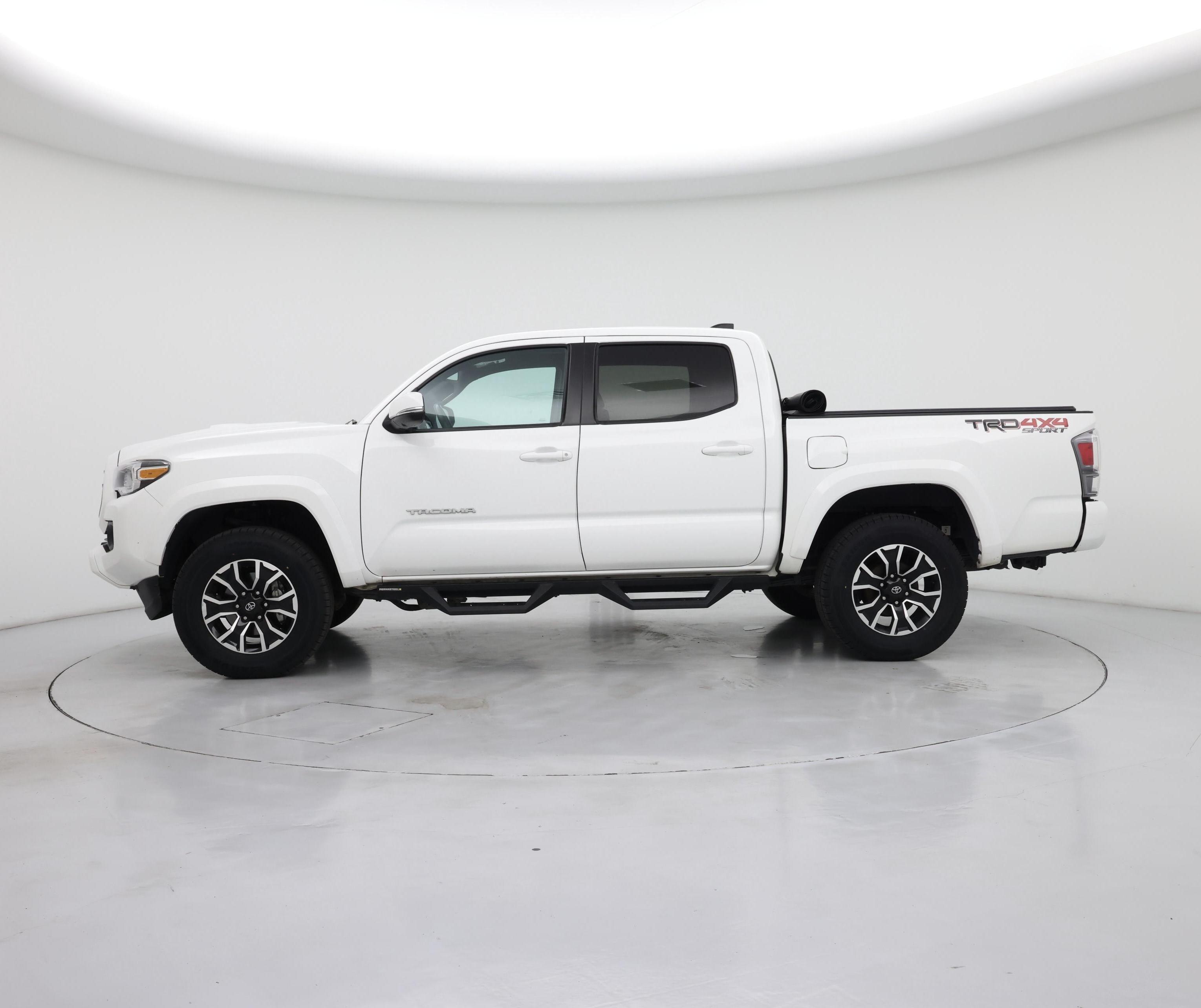 Thumbnail: 2023 Toyota Tacoma - 3