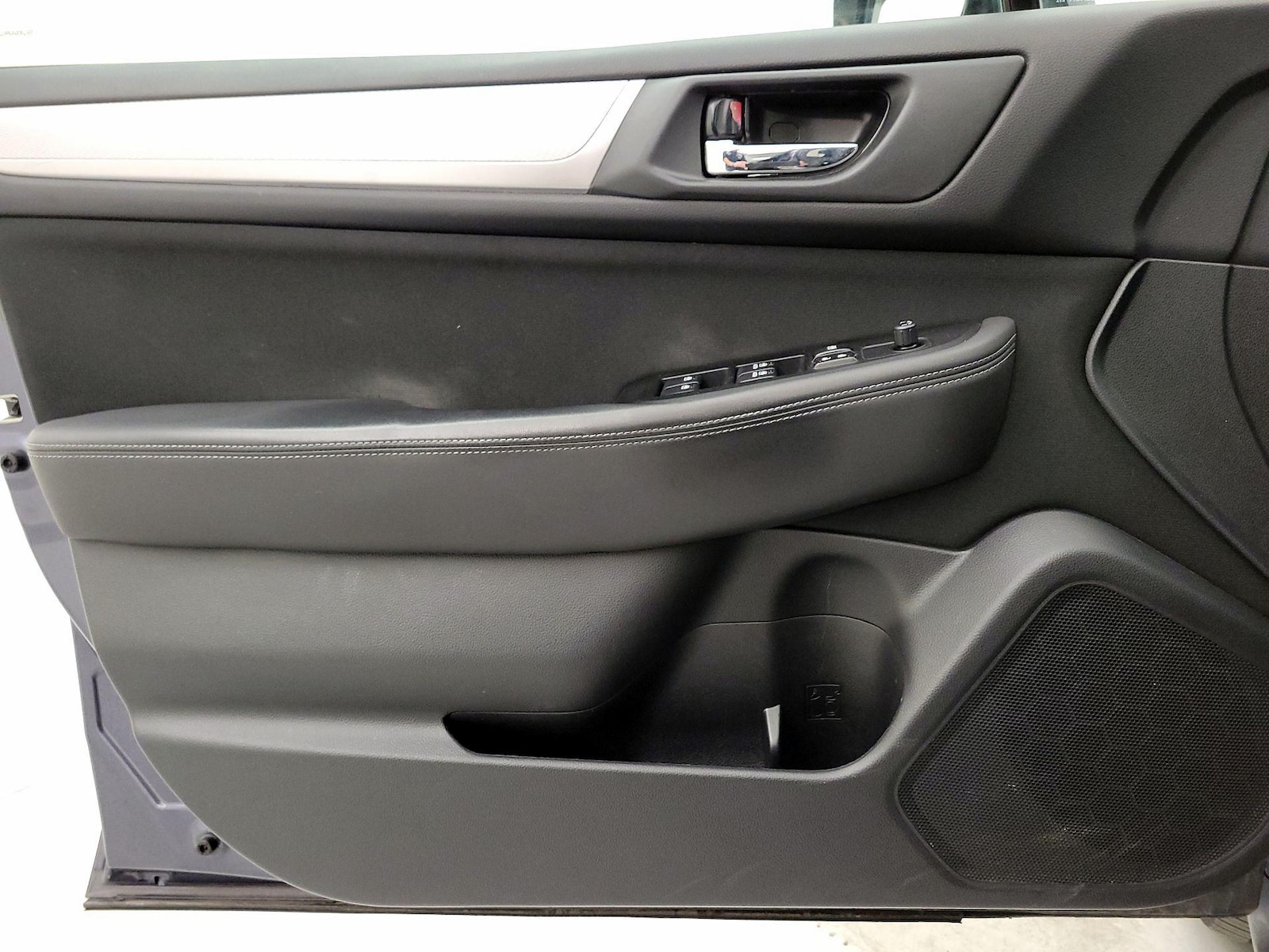 2015 Subaru Outback Premium - Photo 13