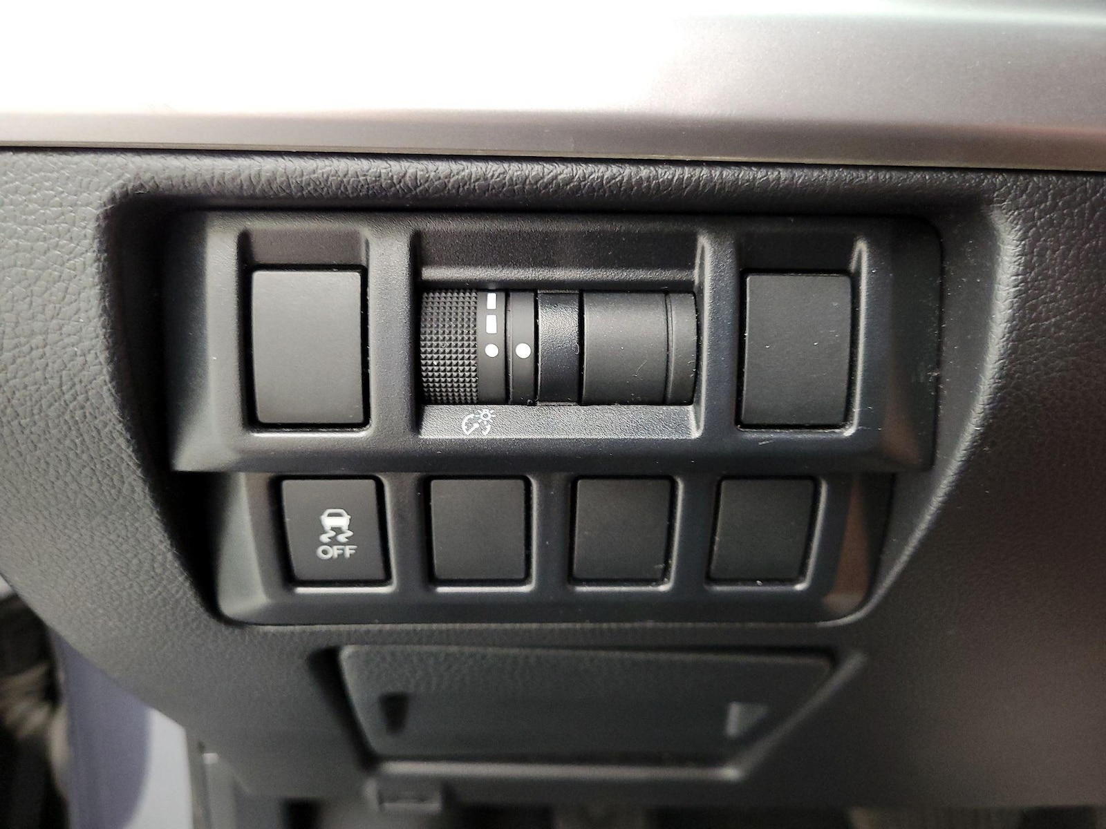 2015 Subaru Outback Premium - Photo 14
