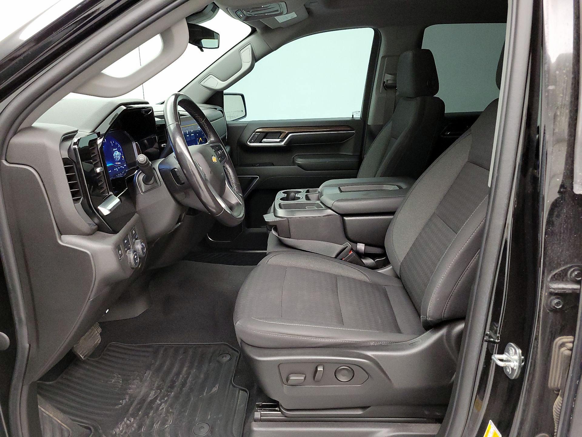 Thumbnail: 2022 Chevrolet Silverado 1500 - 11