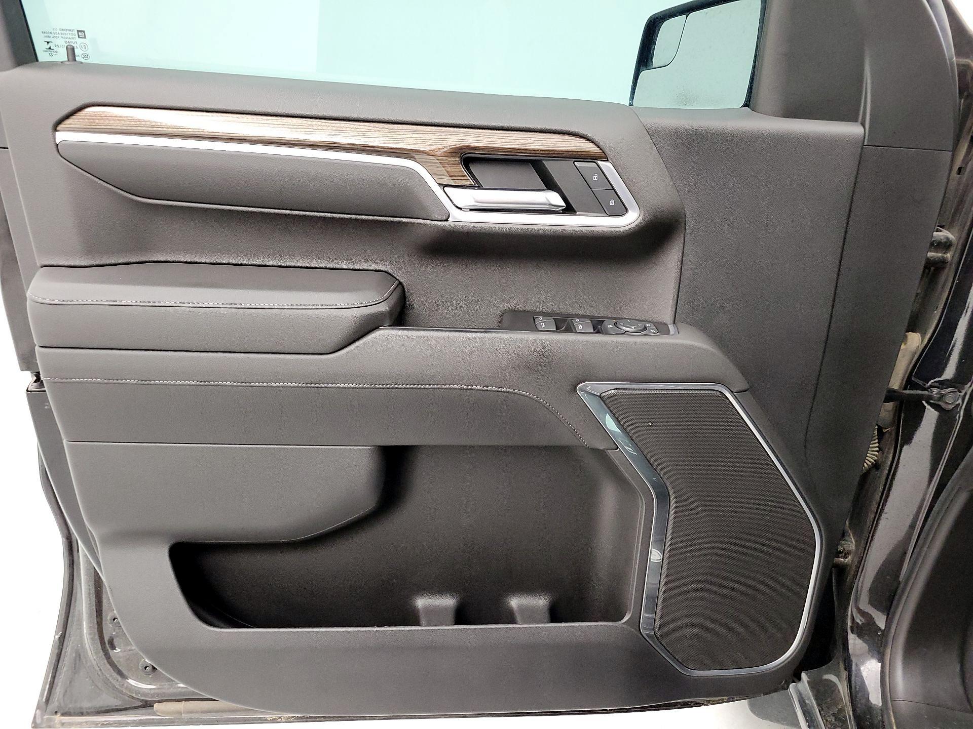 Thumbnail: 2022 Chevrolet Silverado 1500 - 12