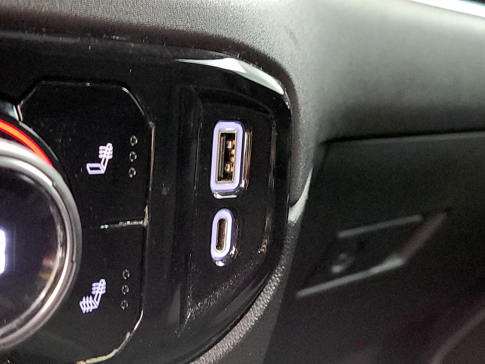 Thumbnail: 2022 Chevrolet Silverado 1500 - 18