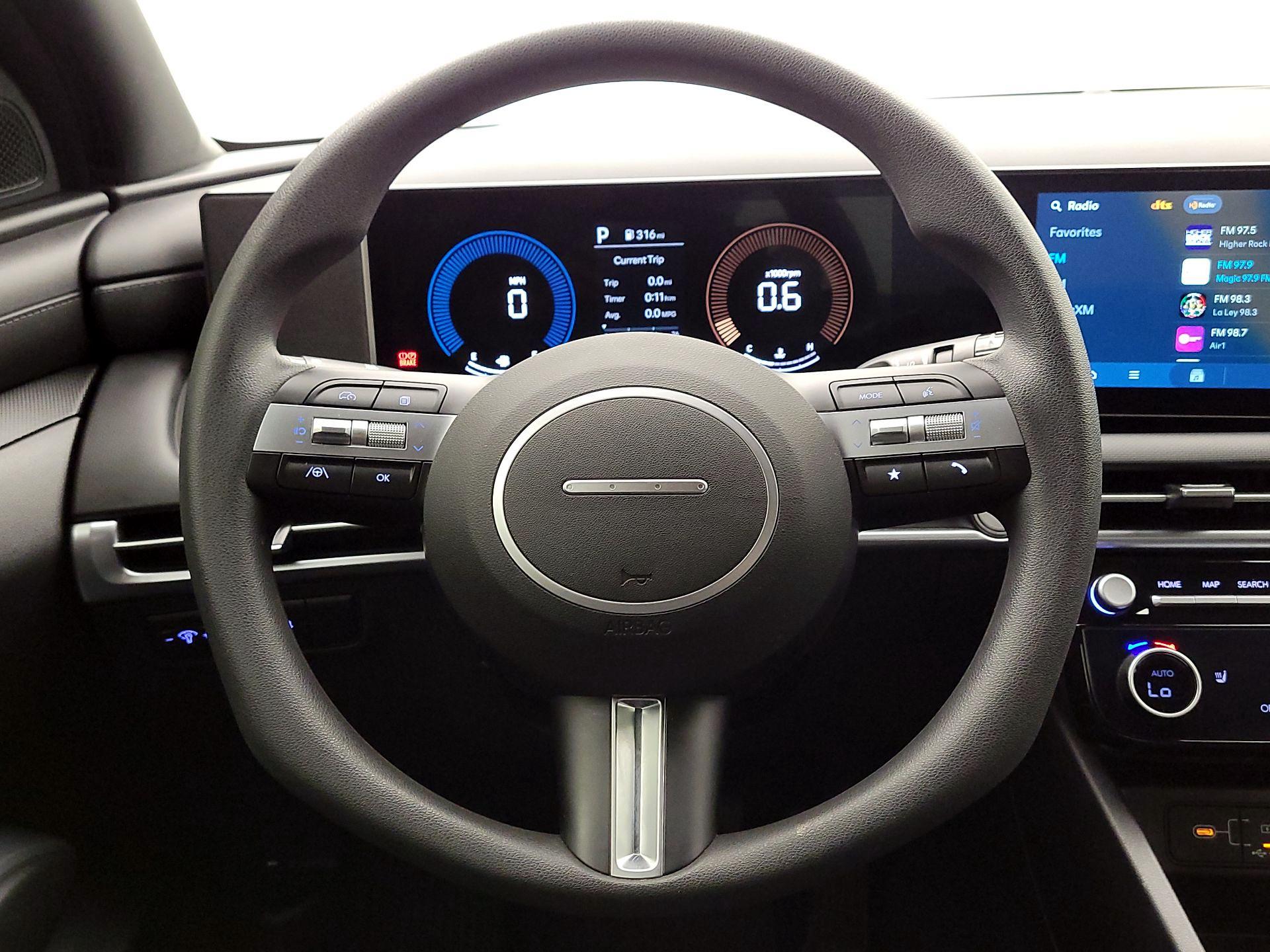 Thumbnail: 2025 Hyundai Santa Cruz - 10
