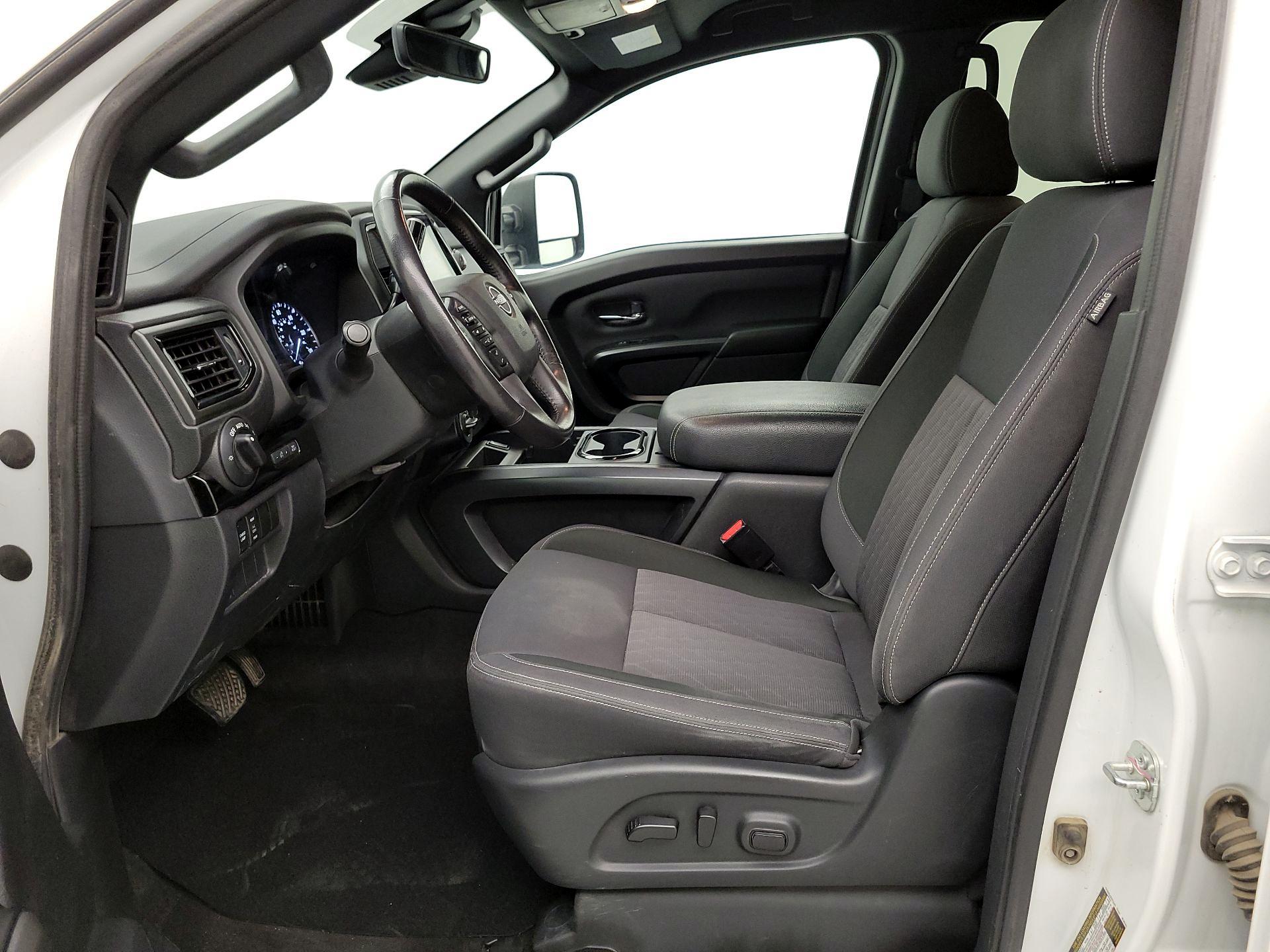 Thumbnail: 2023 Nissan Titan - 11