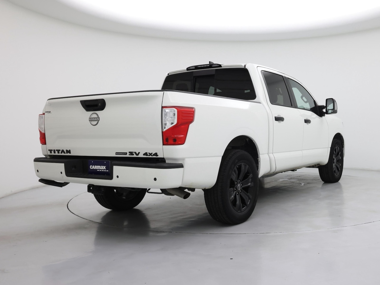 2023 Nissan Titan SV - Photo 9