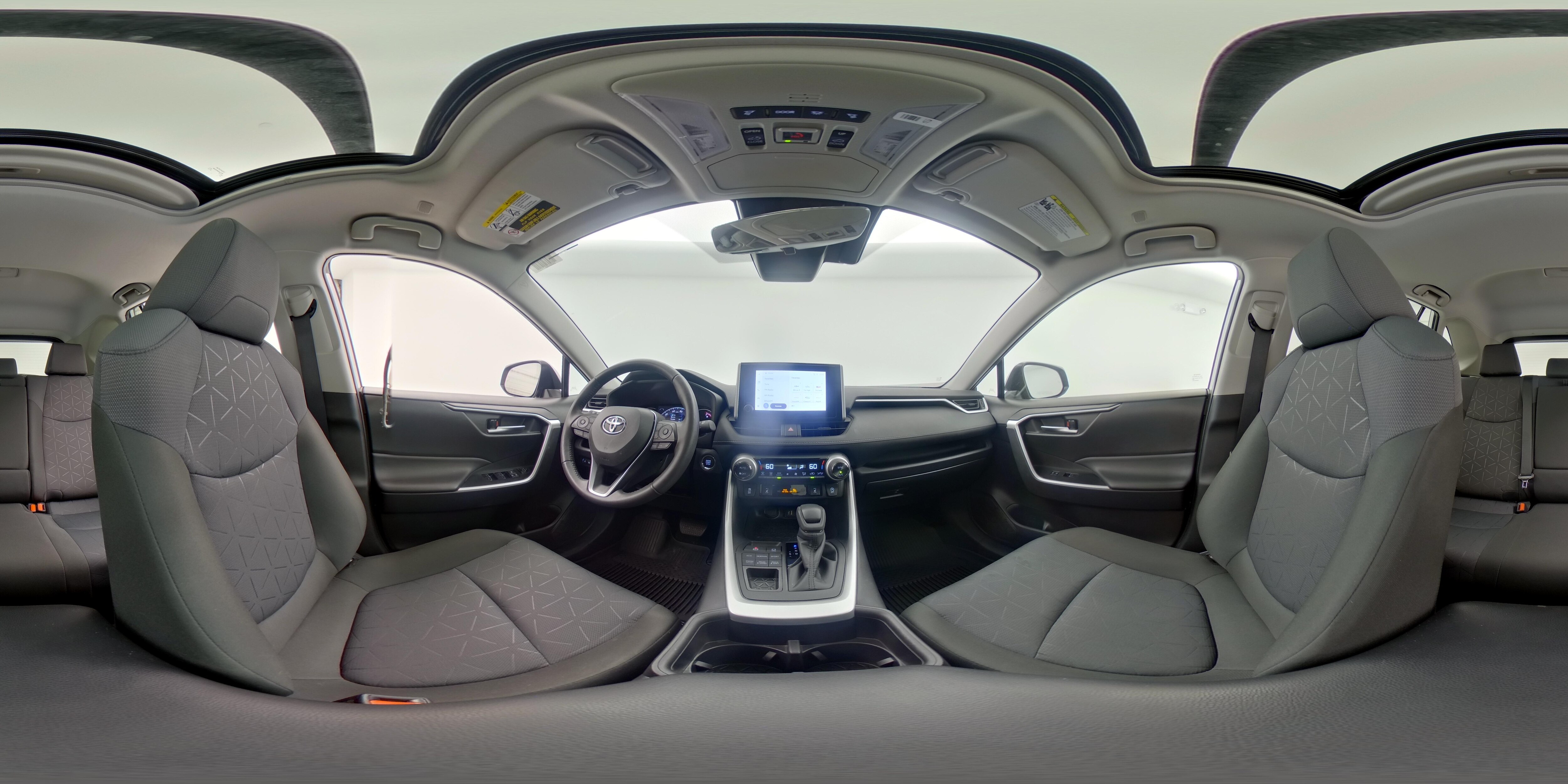 2025 Toyota RAV4 XLE - Photo 26