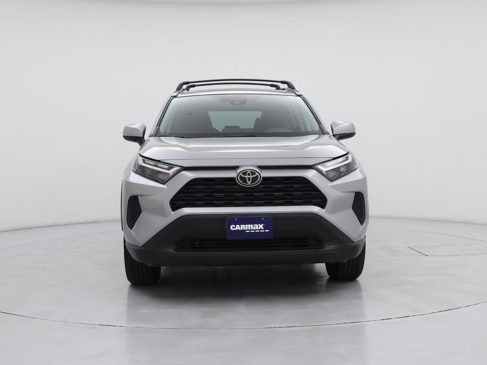 2025 Toyota RAV4 XLE - Photo 6