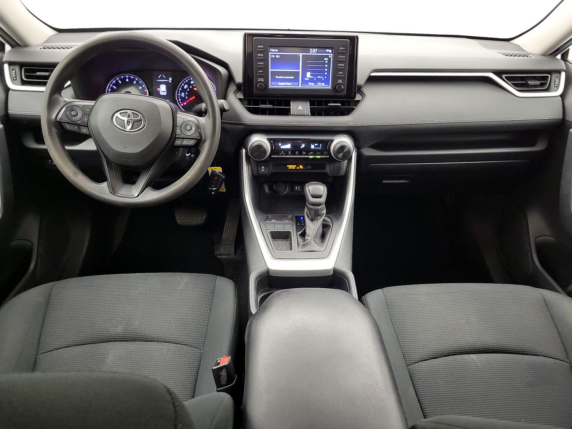 Thumbnail: 2019 Toyota RAV4 - 9