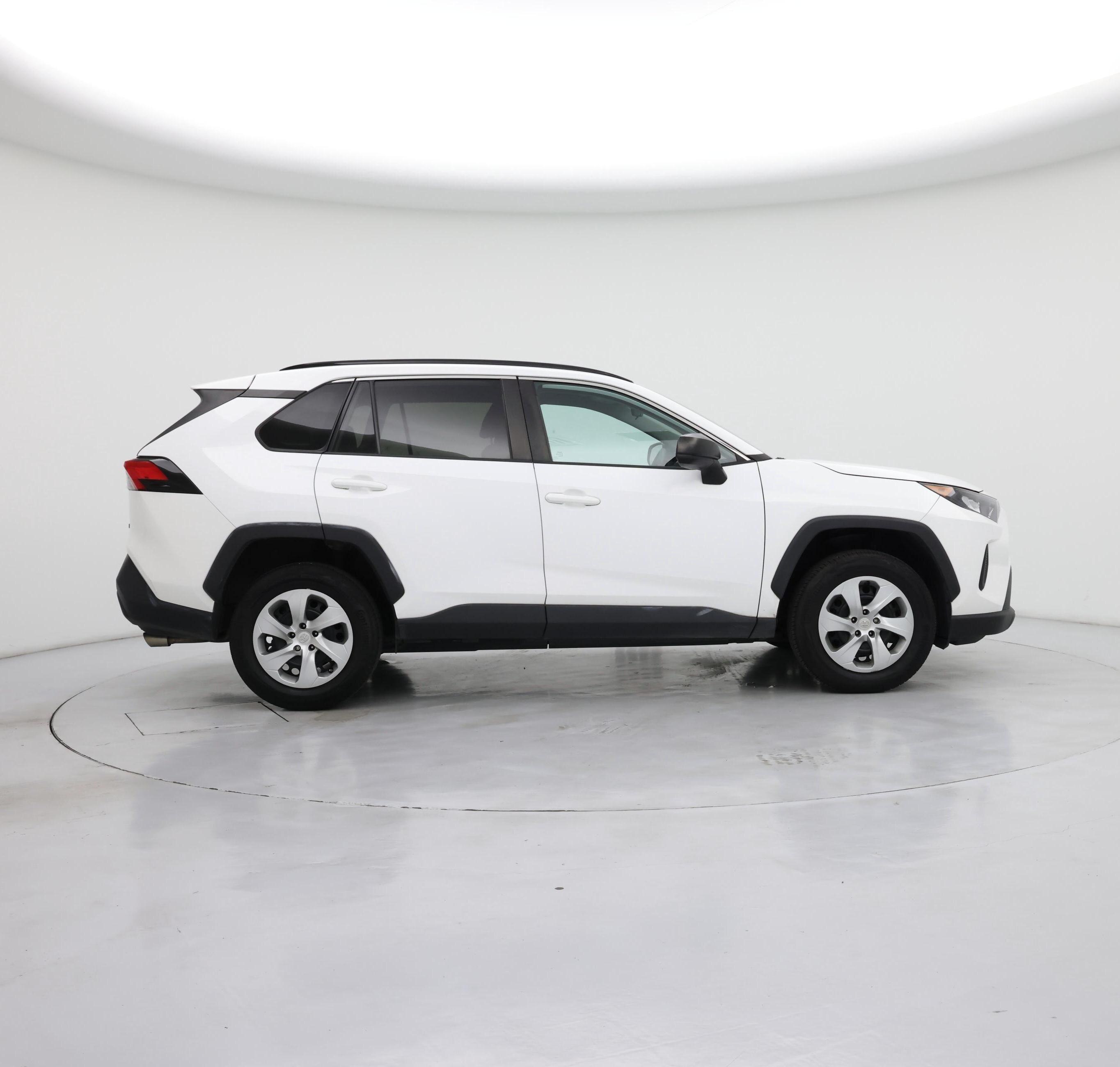 Thumbnail: 2019 Toyota RAV4 - 7