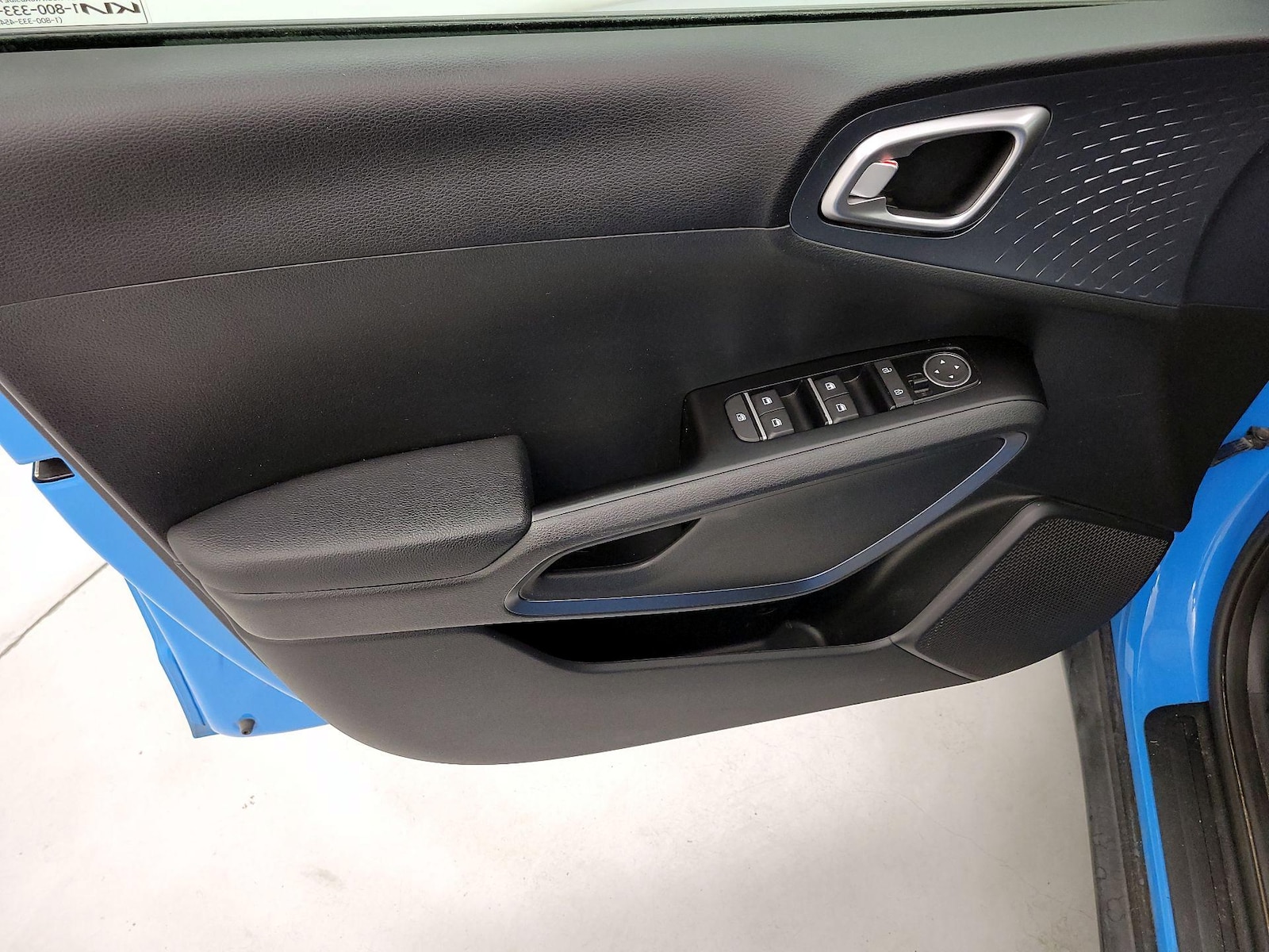 2023 Kia Soul EX - Photo 13