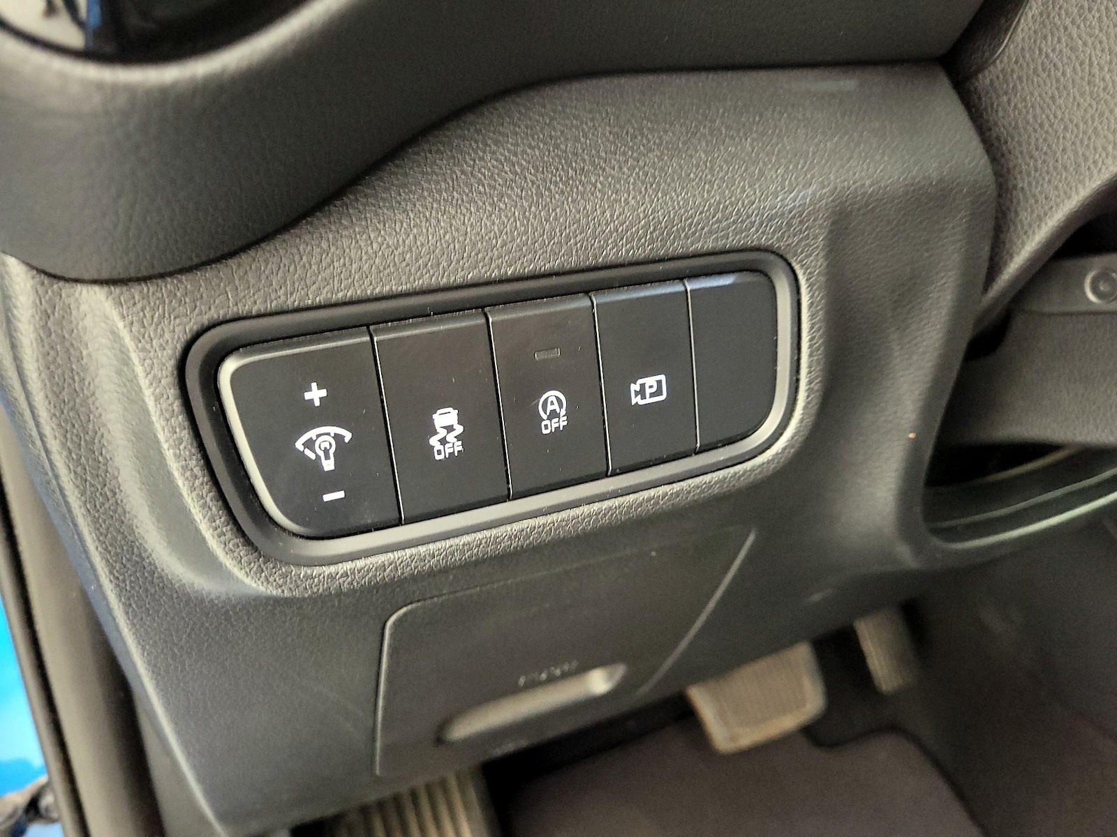 2023 Kia Soul EX - Photo 14