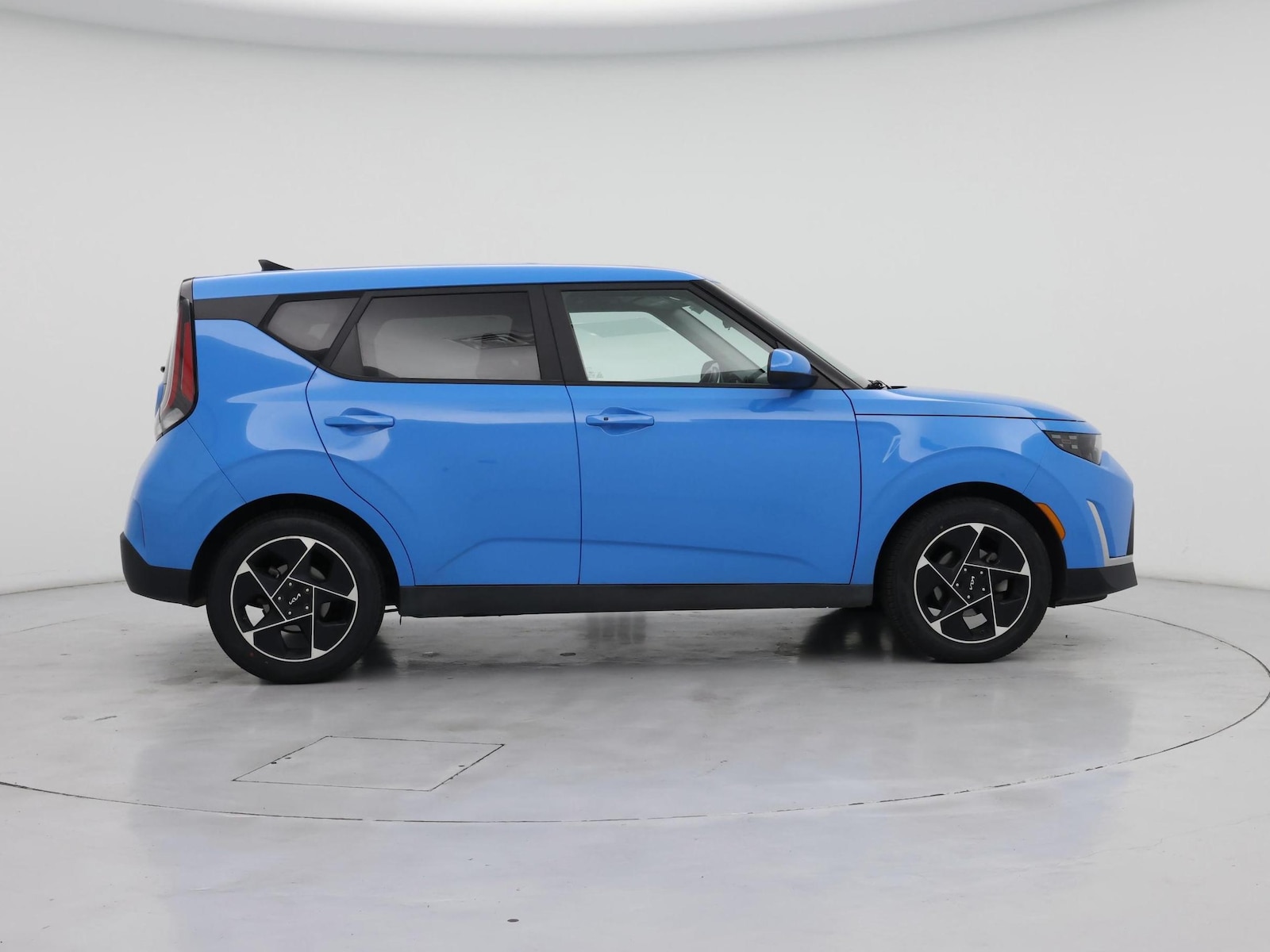 2023 Kia Soul EX - Photo 8