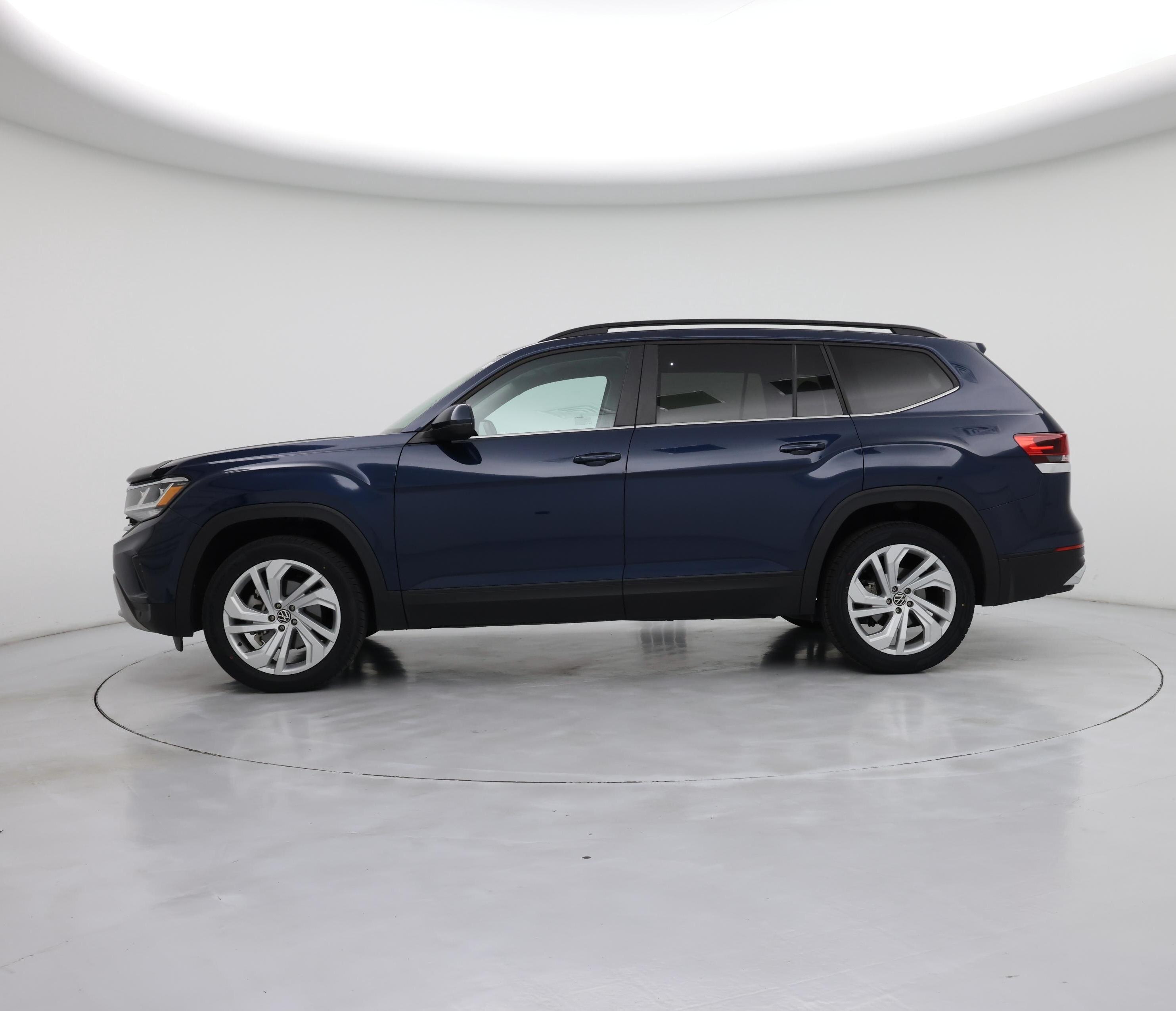 Thumbnail: 2021 Volkswagen Atlas - 3