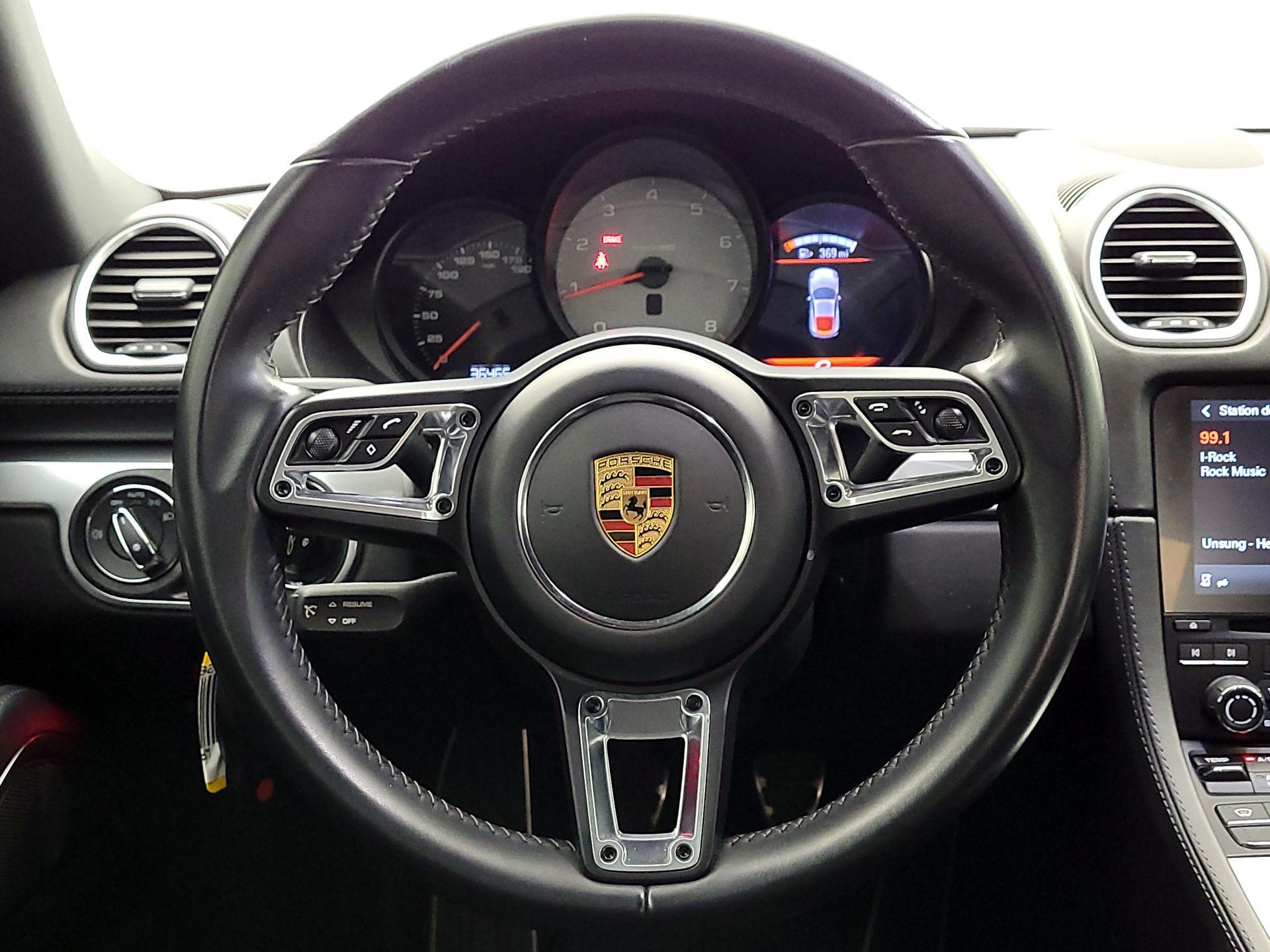 Thumbnail: 2018 Porsche 718 Cayman - 10