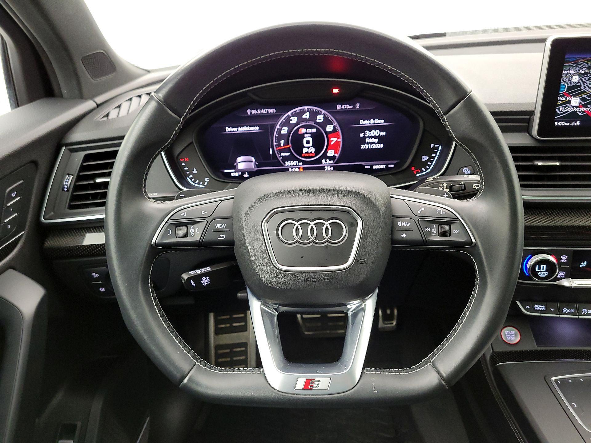 Thumbnail: 2020 Audi SQ5 - 10