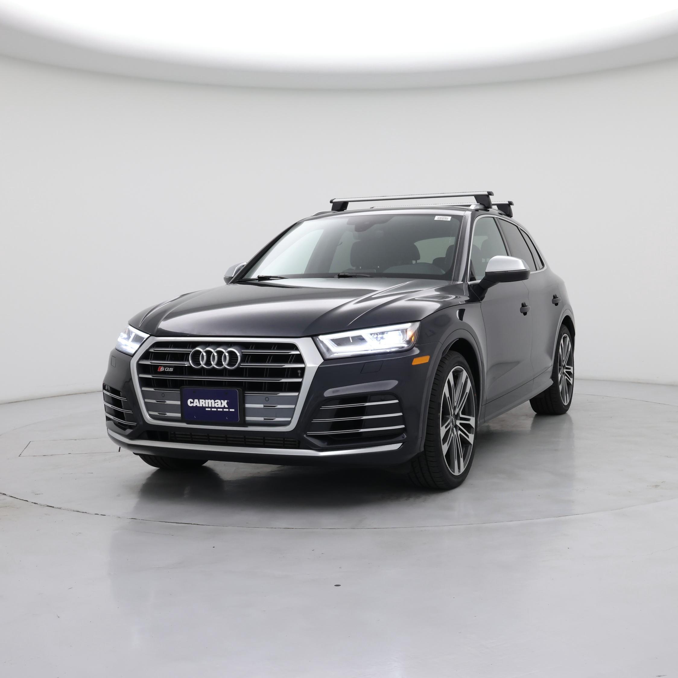 Thumbnail: 2020 Audi SQ5 - 4