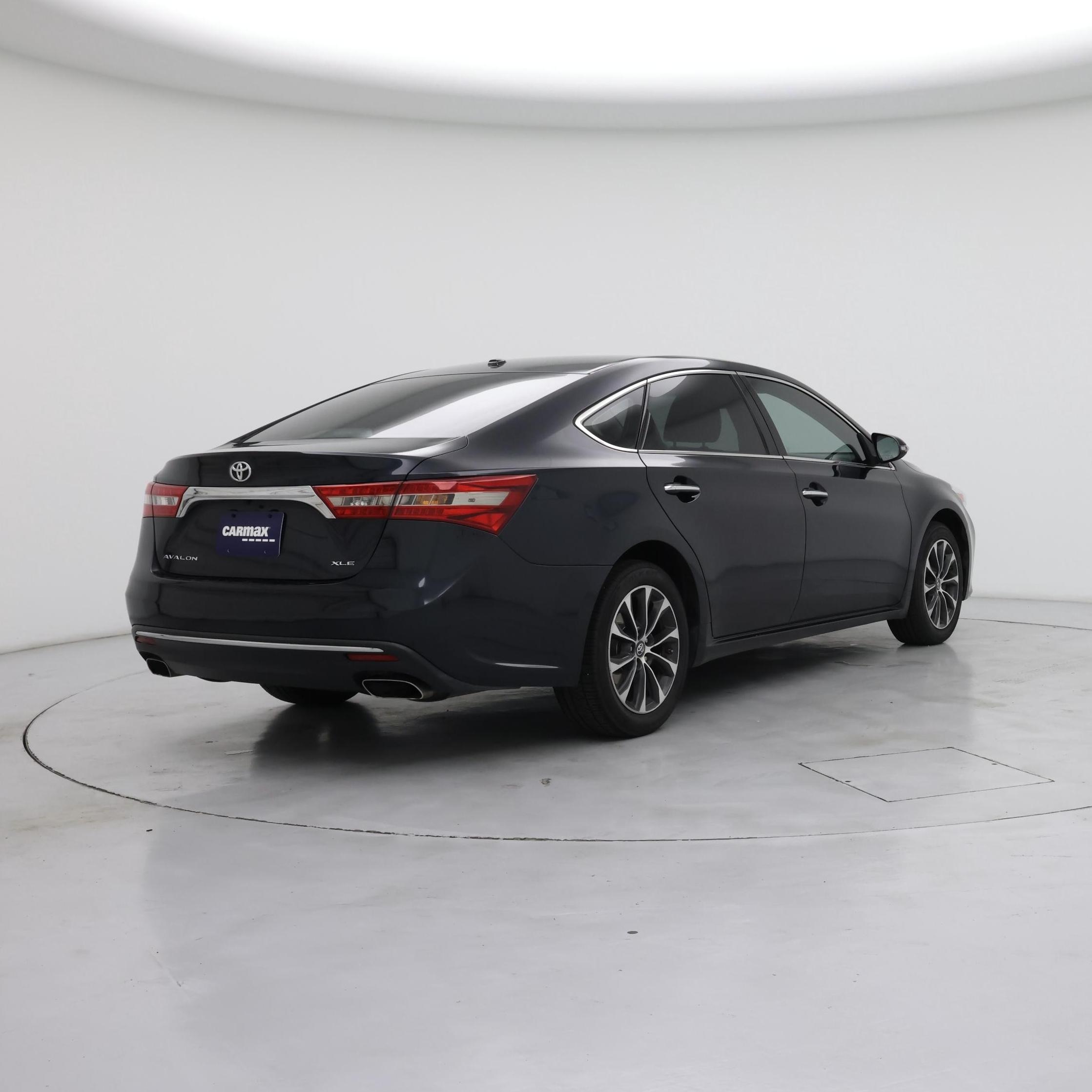 Thumbnail: 2018 Toyota Avalon - 8