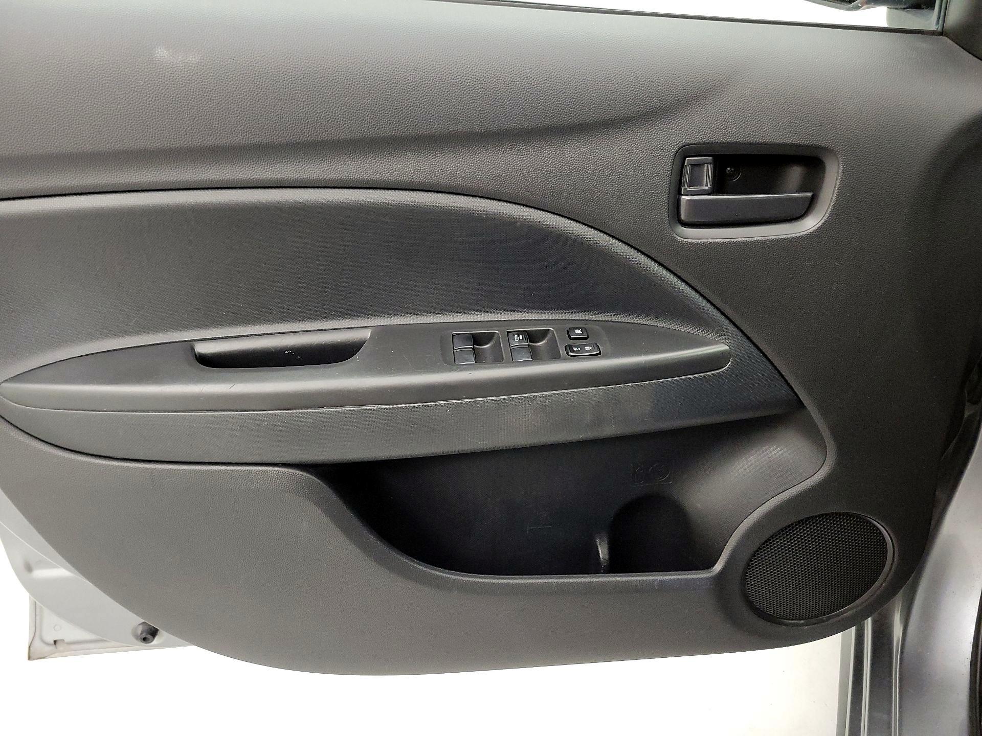 Thumbnail: 2019 Mitsubishi Mirage - 12