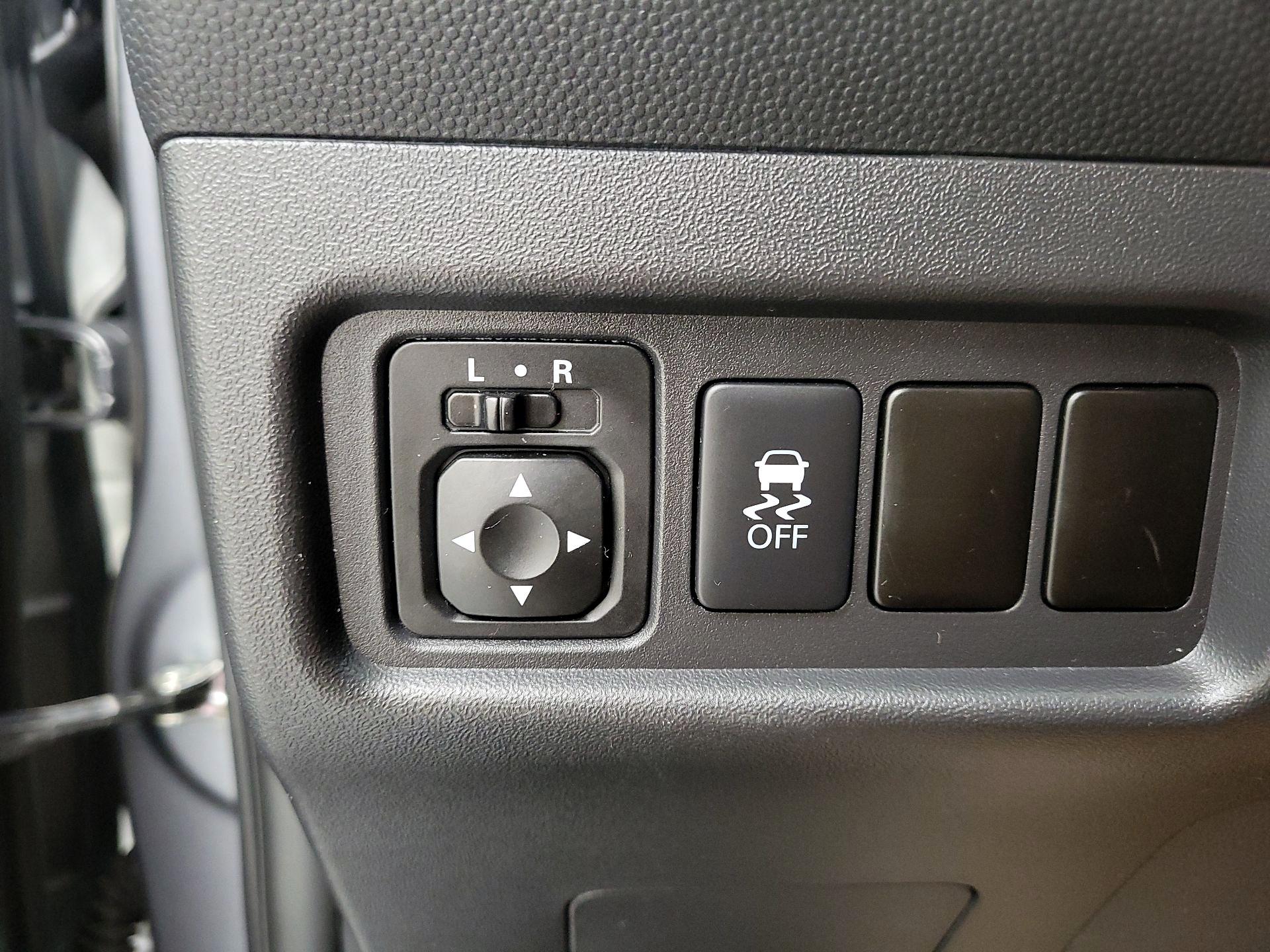 Thumbnail: 2019 Mitsubishi Mirage - 13